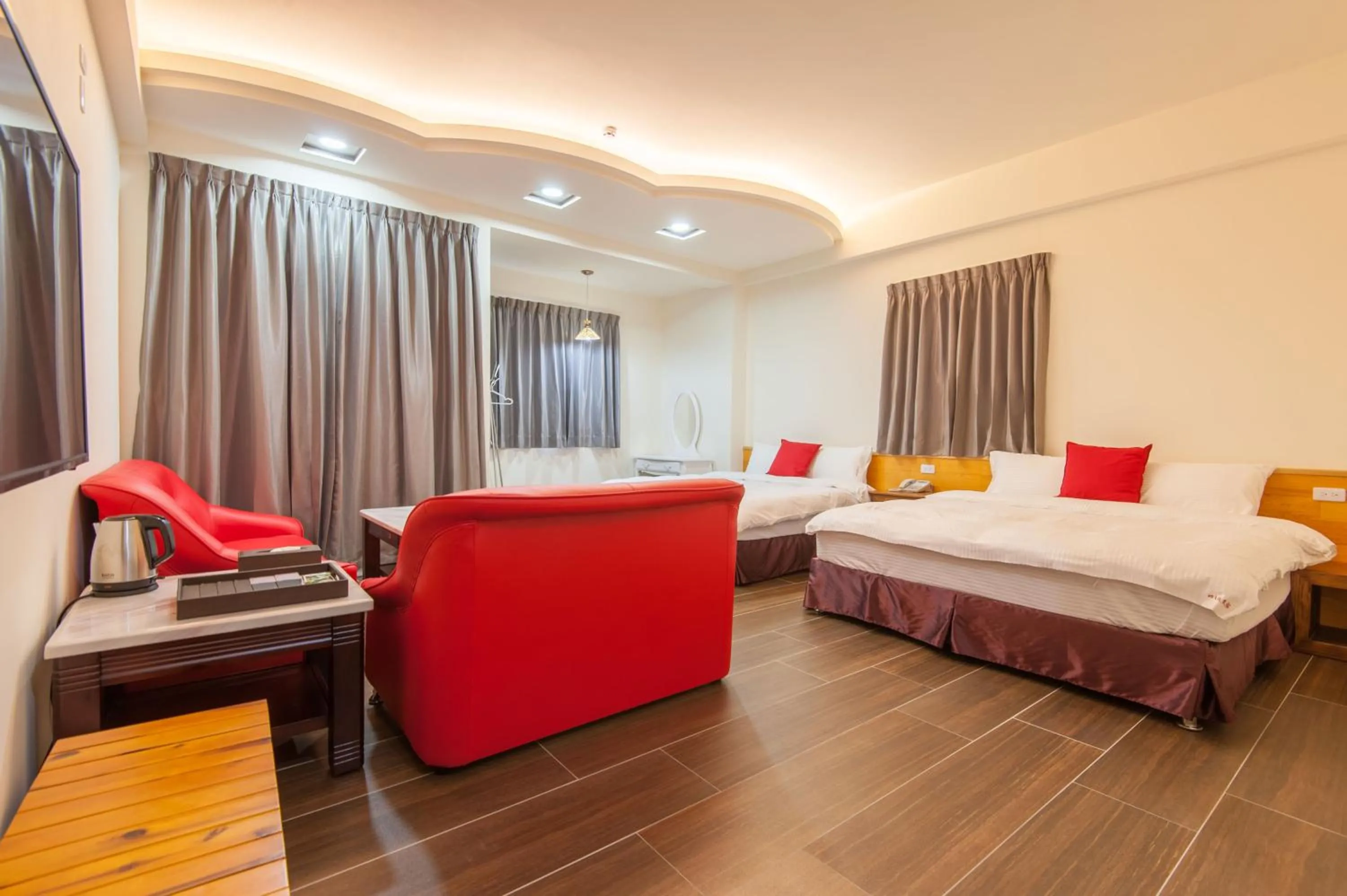 Bed in Habitat Heart B&B