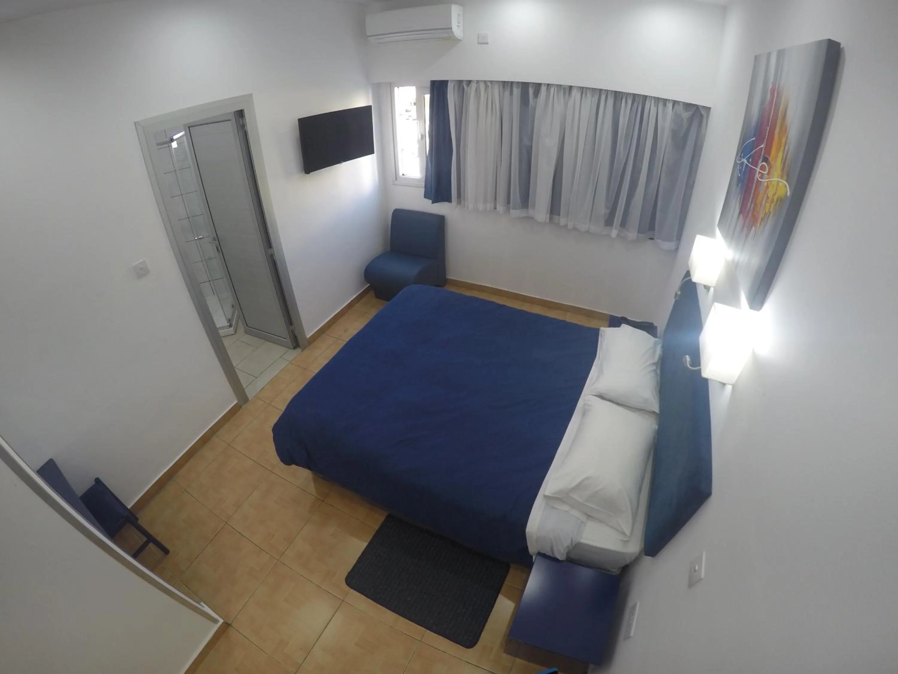 Photo of the whole room, Bed in Asty Hotel