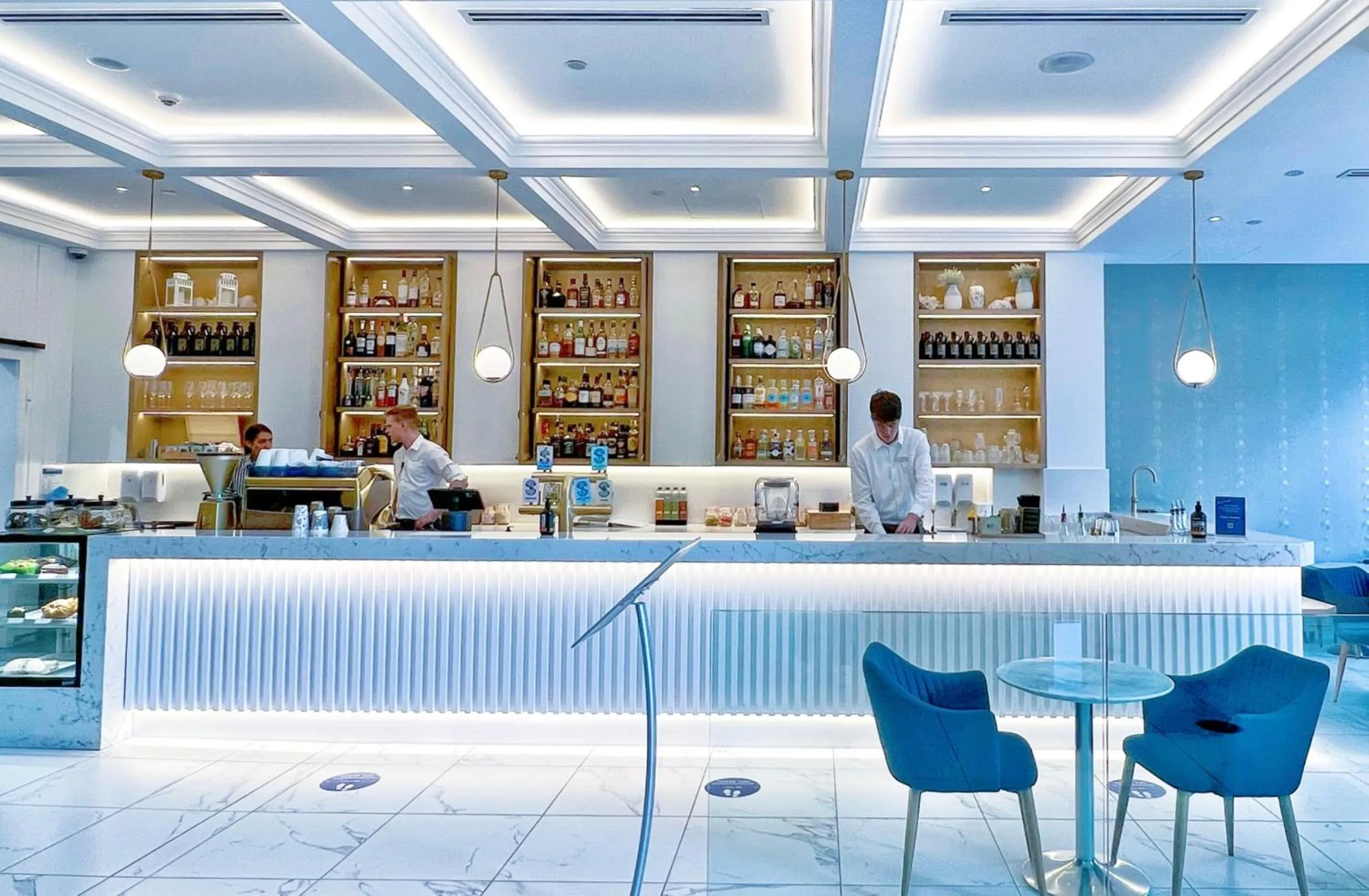 Lounge or bar in H Luxury Residence Apartments - Holiday Paradise