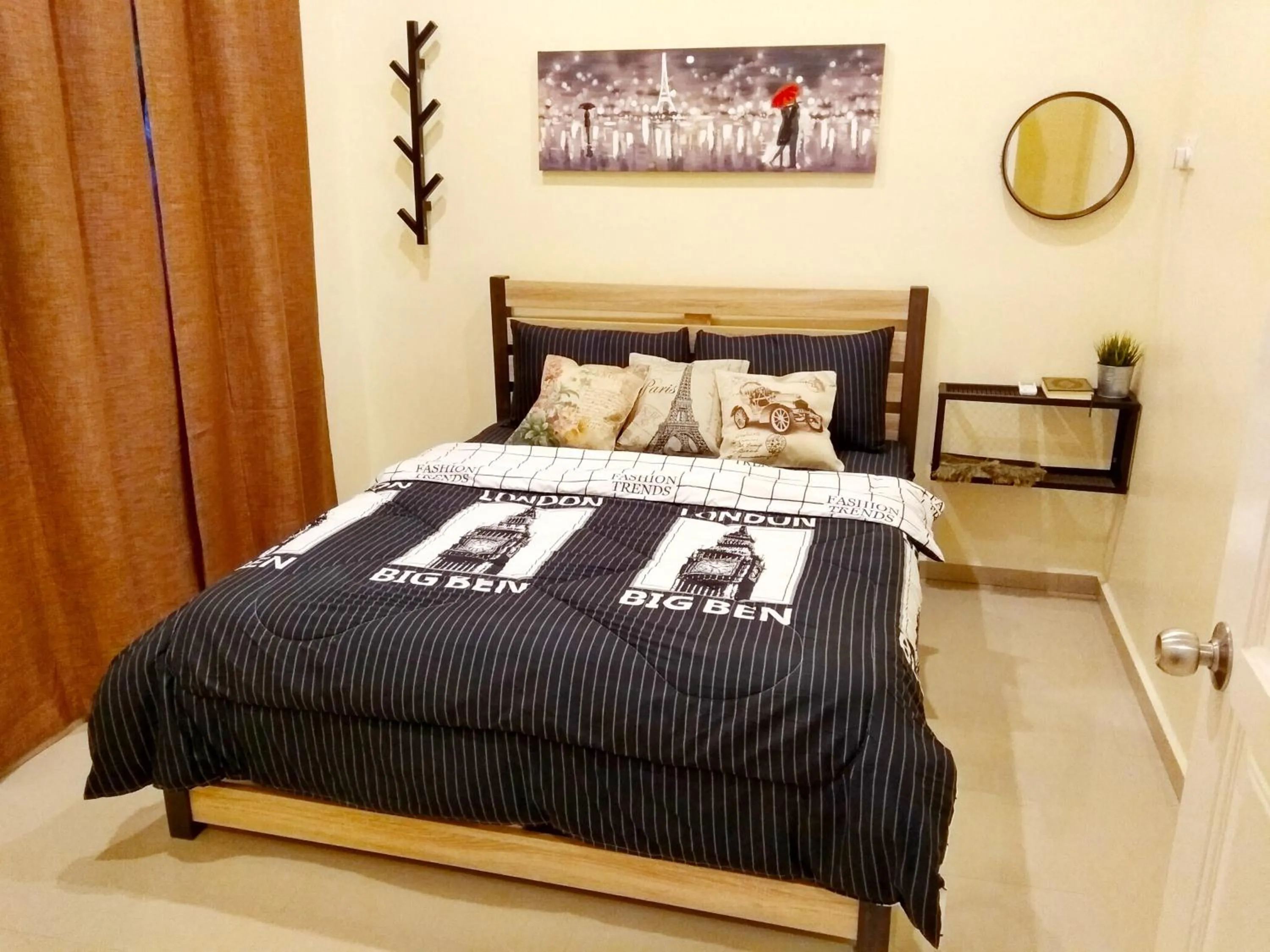 Bedroom, Bed in Tehel Farmhouse