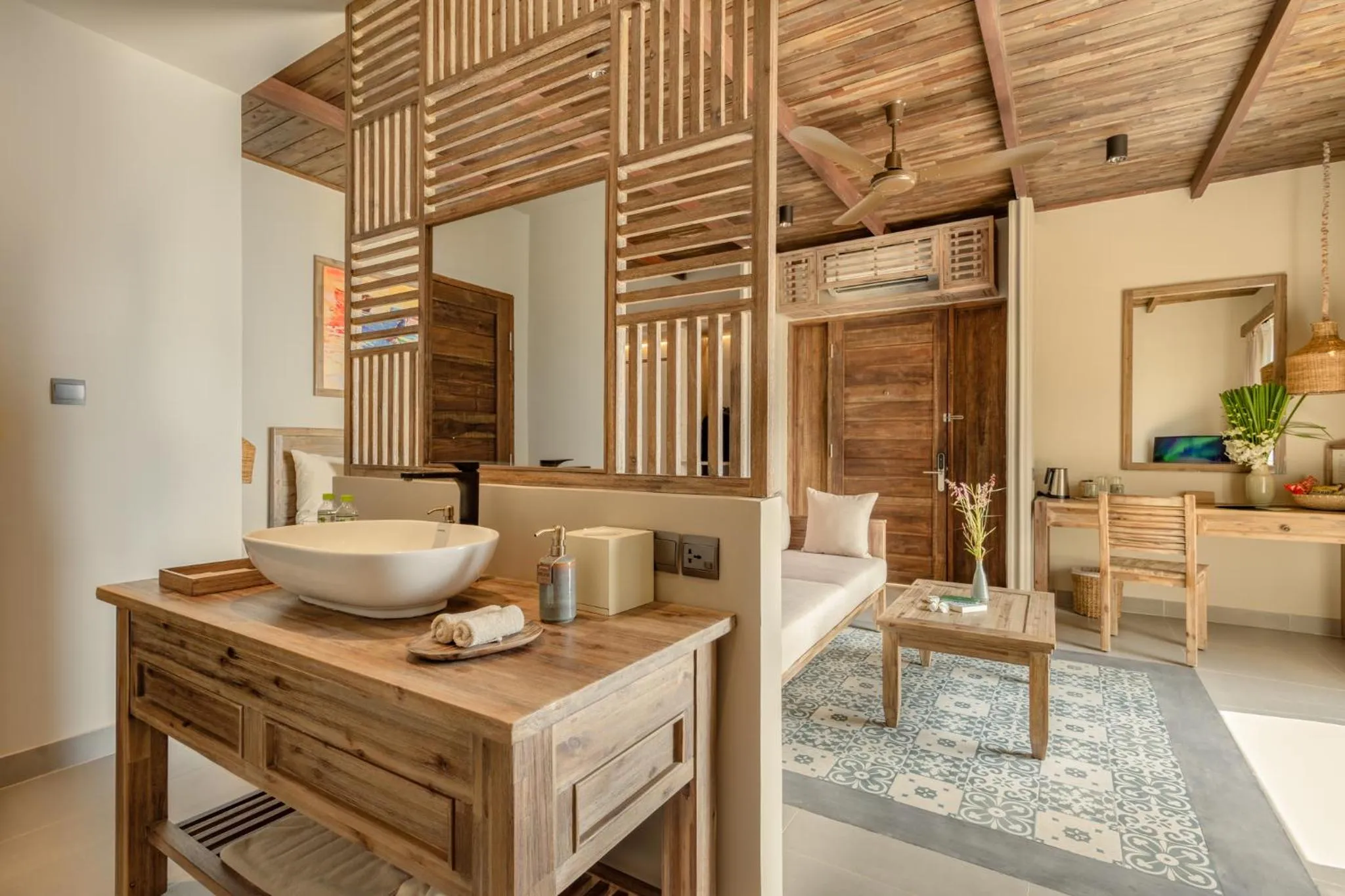 Shower in Crown Retreat Quy Nhon Resort