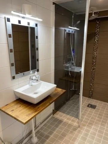 Hotelli & Ravintola Martinhovi