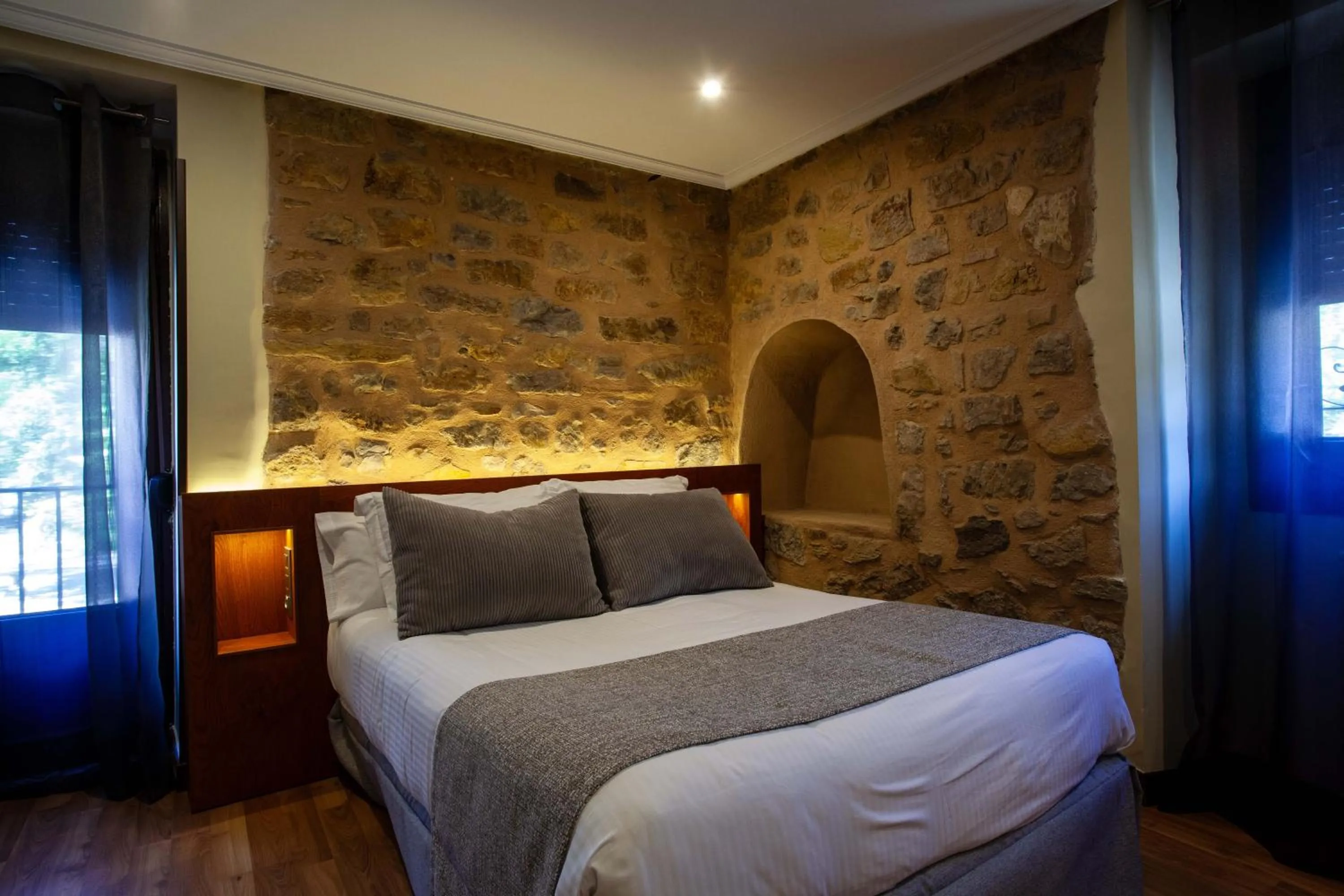 Bed in Hotel El Doncel