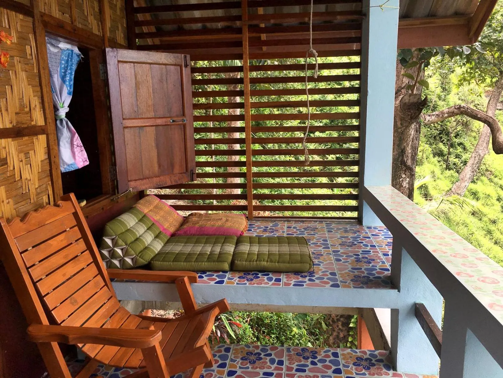 Living room in Mama's Bungalows Koh Chang Ranong