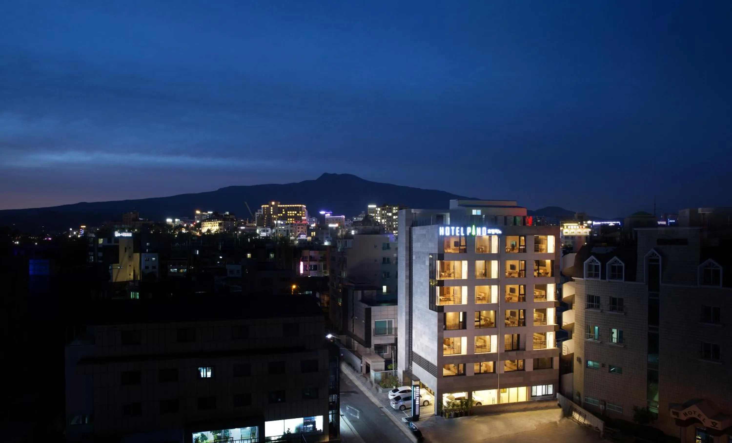 Property building in Pino Hotel