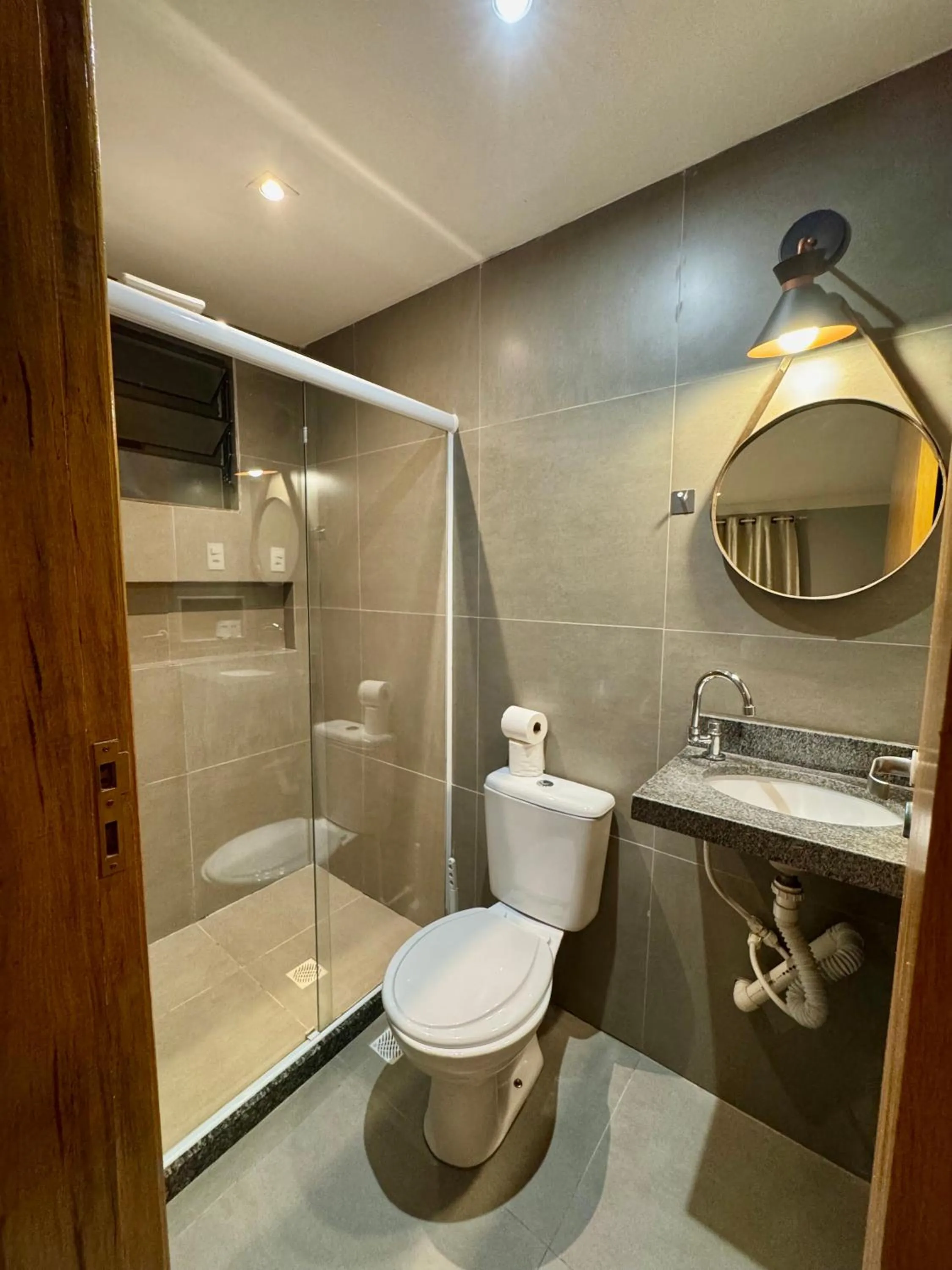 Bathroom in HMG Rio Suítes