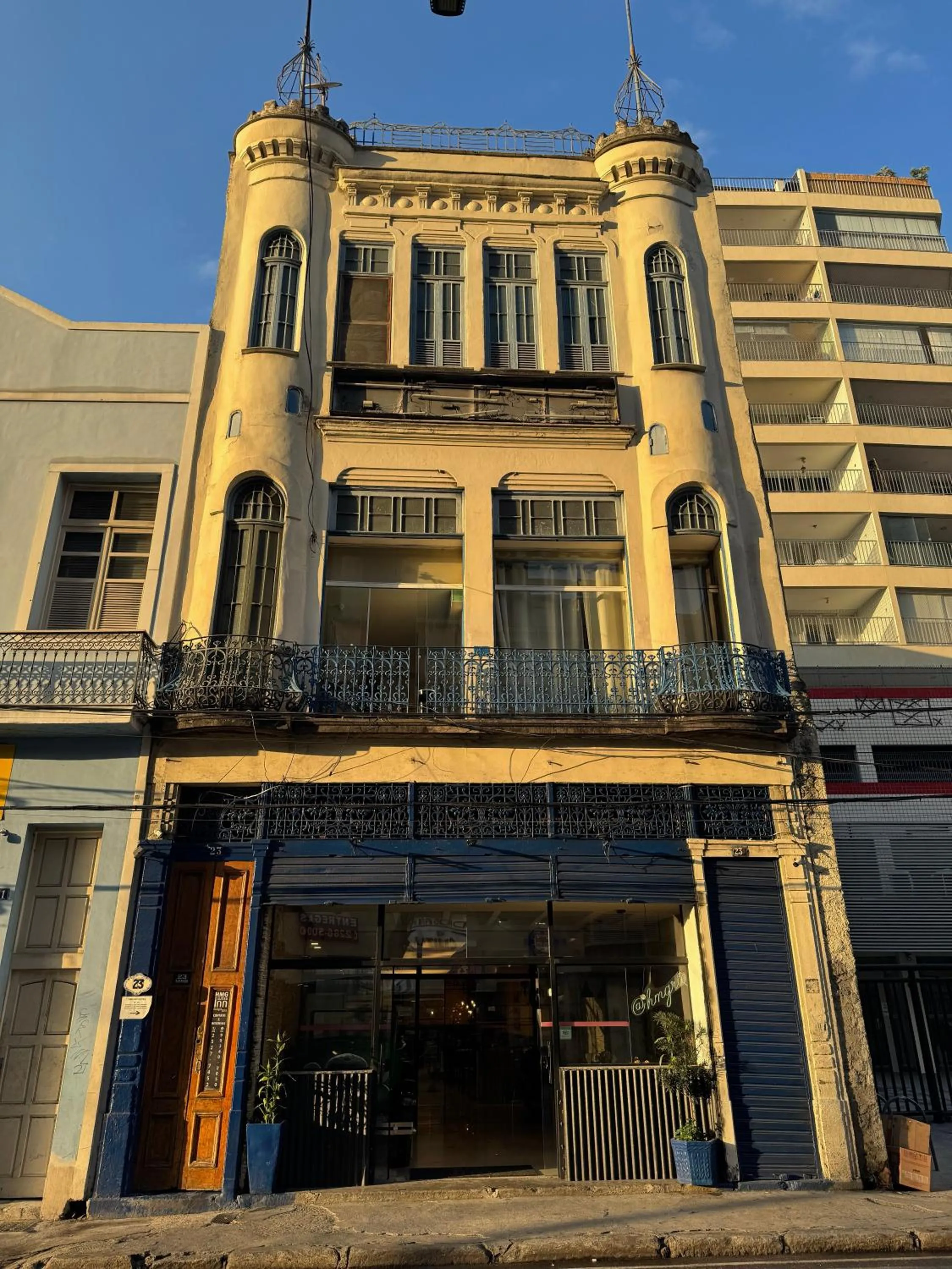 Facade/entrance in HMG Rio Suítes
