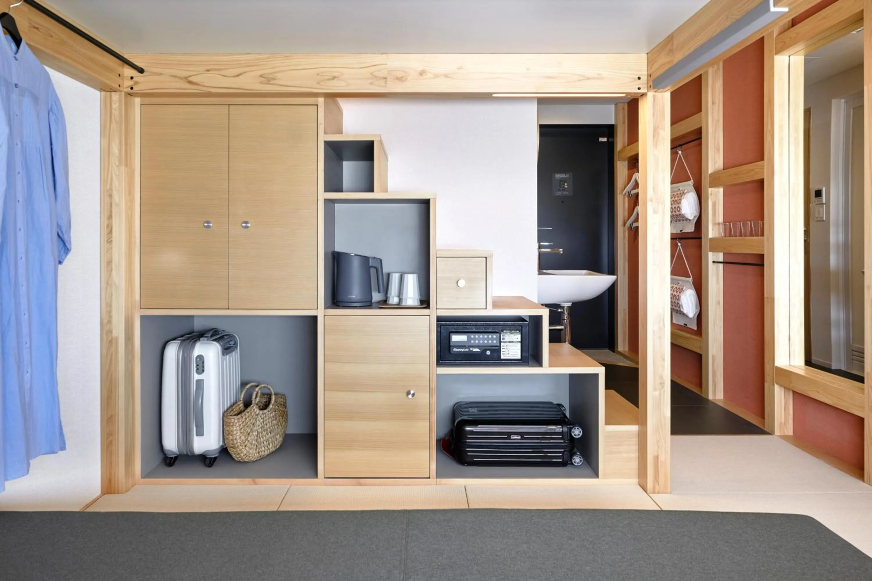 Photo of the whole room in OMO5 Tokyo Otsuka by Hoshino Resorts