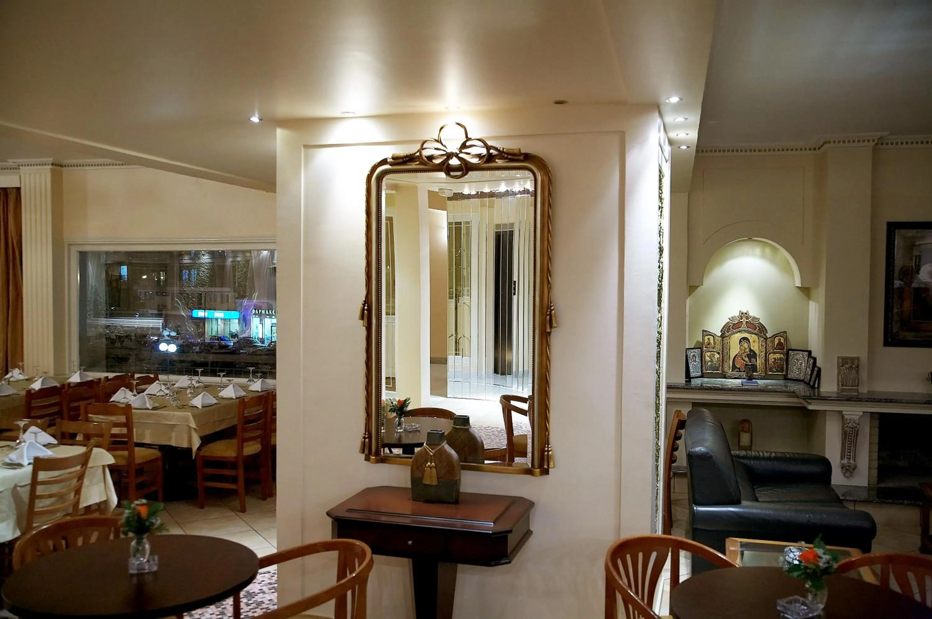 Lounge or bar in Achillion Hotel