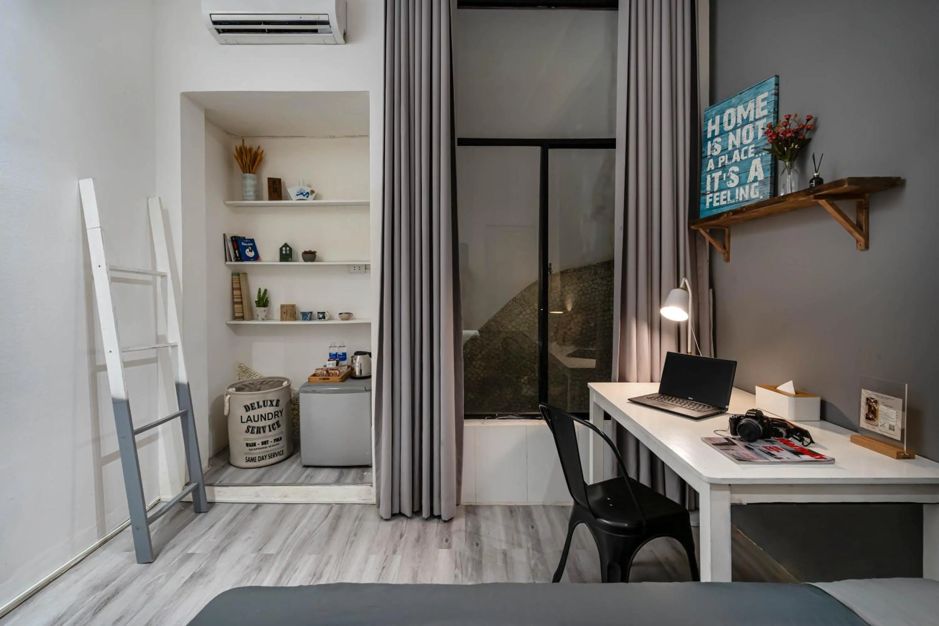 HoLo Fairy House Saigon - Serviced Homestay