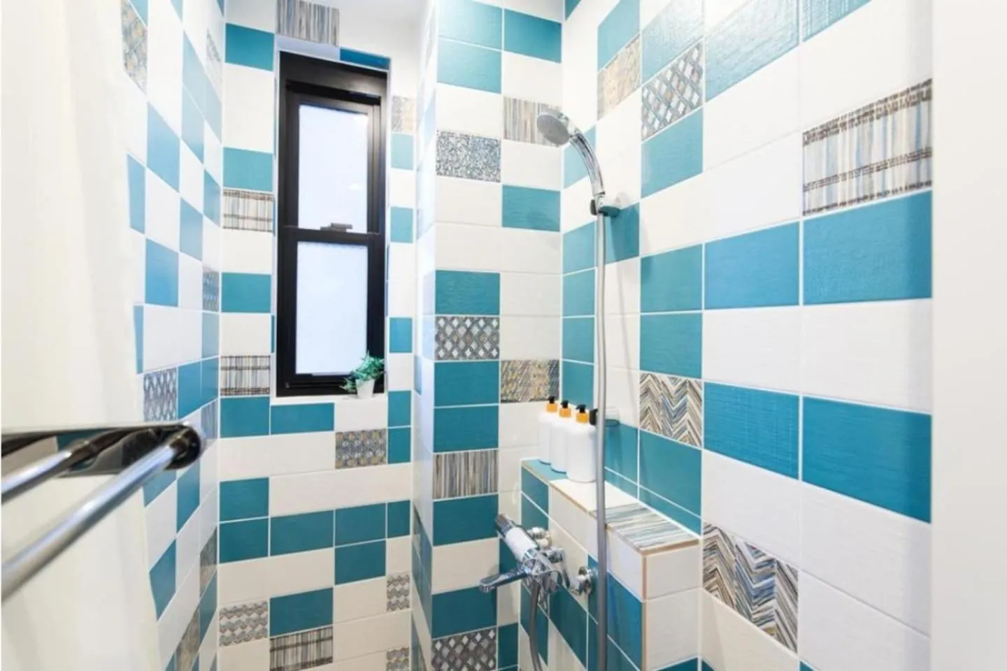 Bathroom in Dot Hotel Hangout