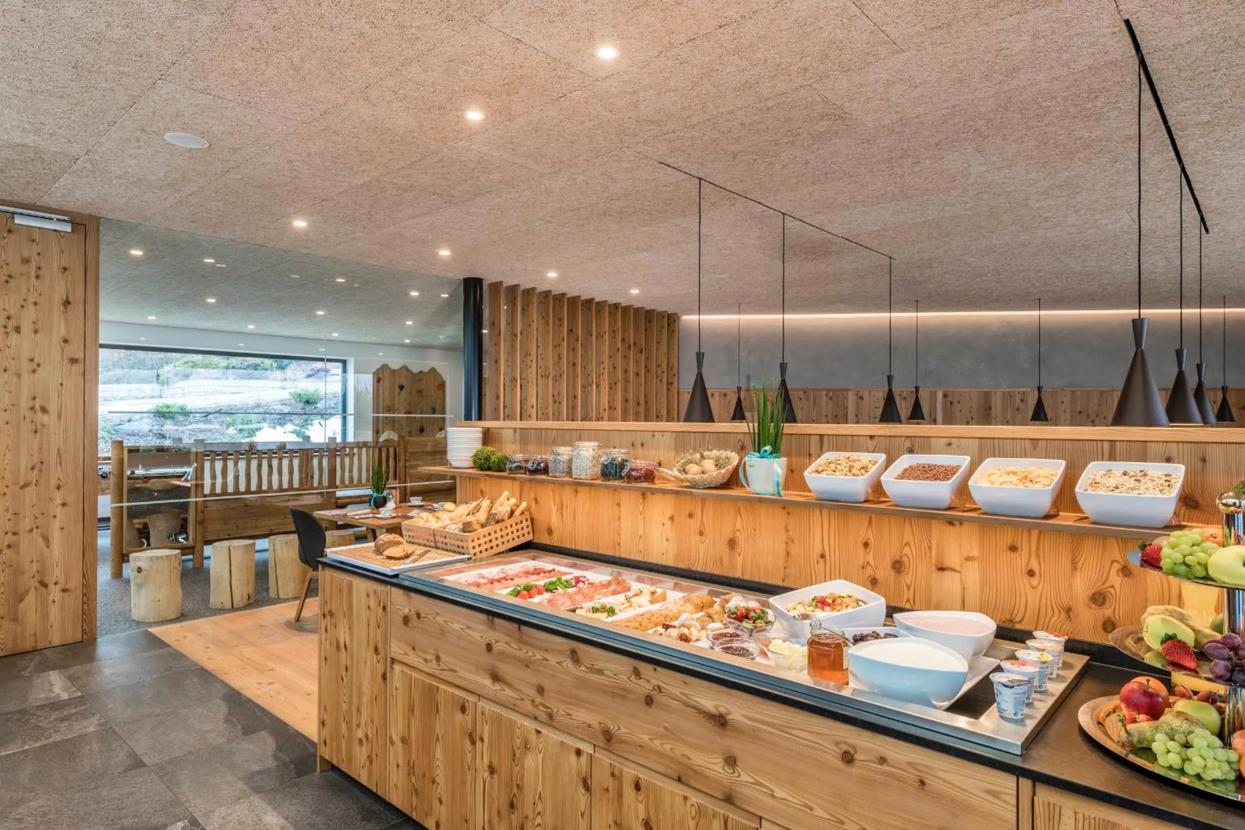 Buffet breakfast in Hotel Lener