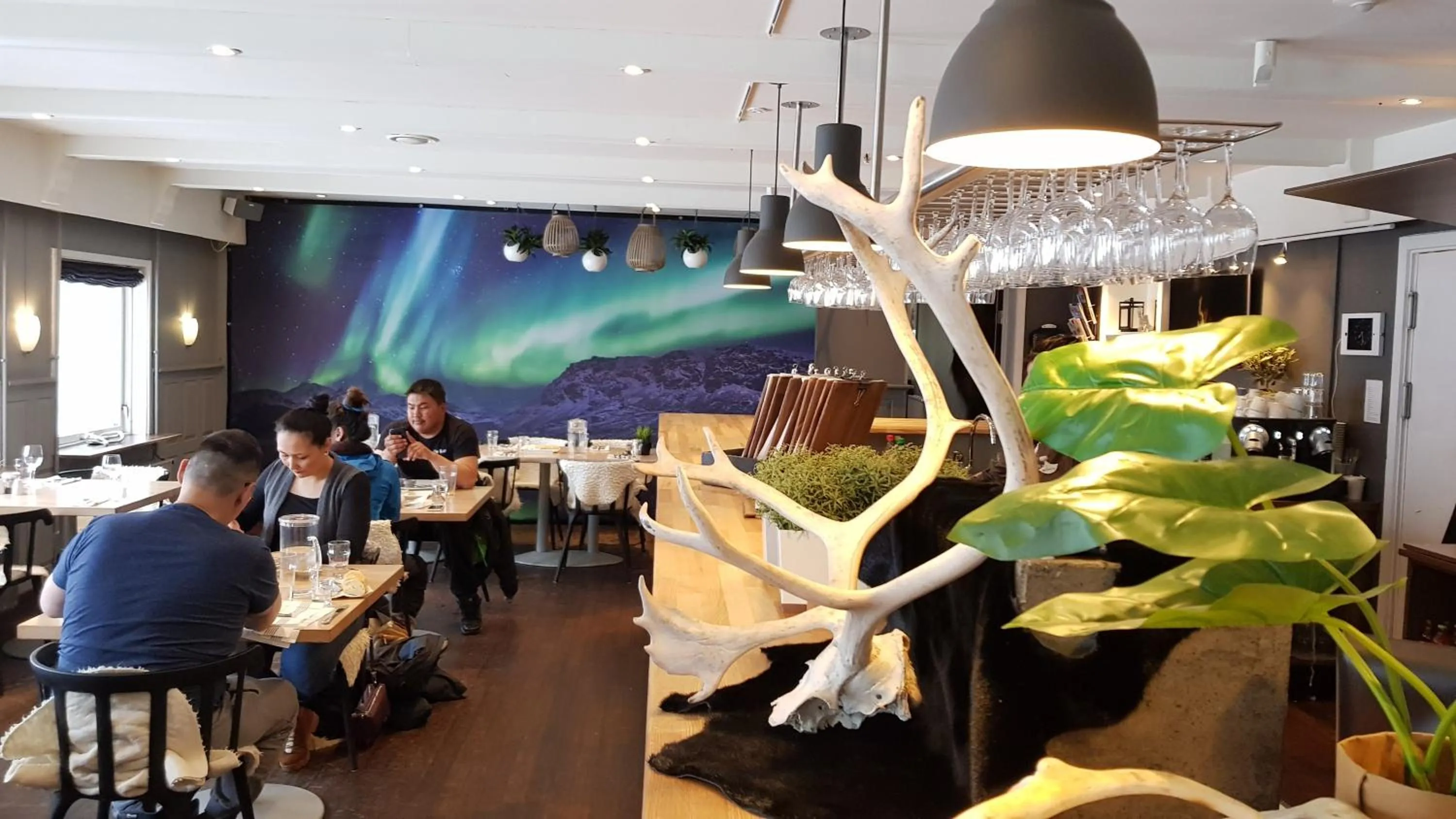 Restaurant/places to eat in Hotel Sisimiut & Tours