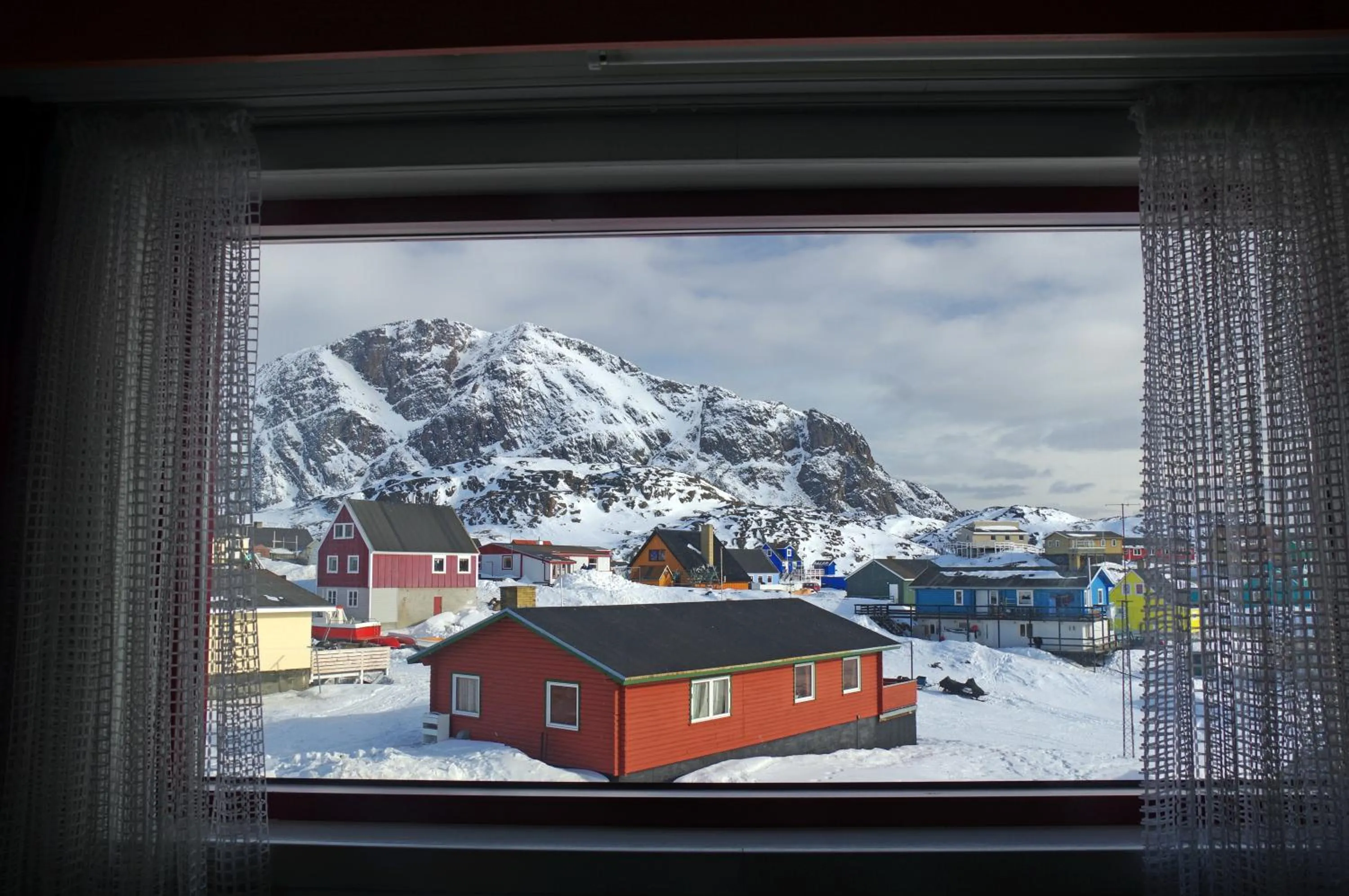 Neighbourhood in Hotel Sisimiut & Tours