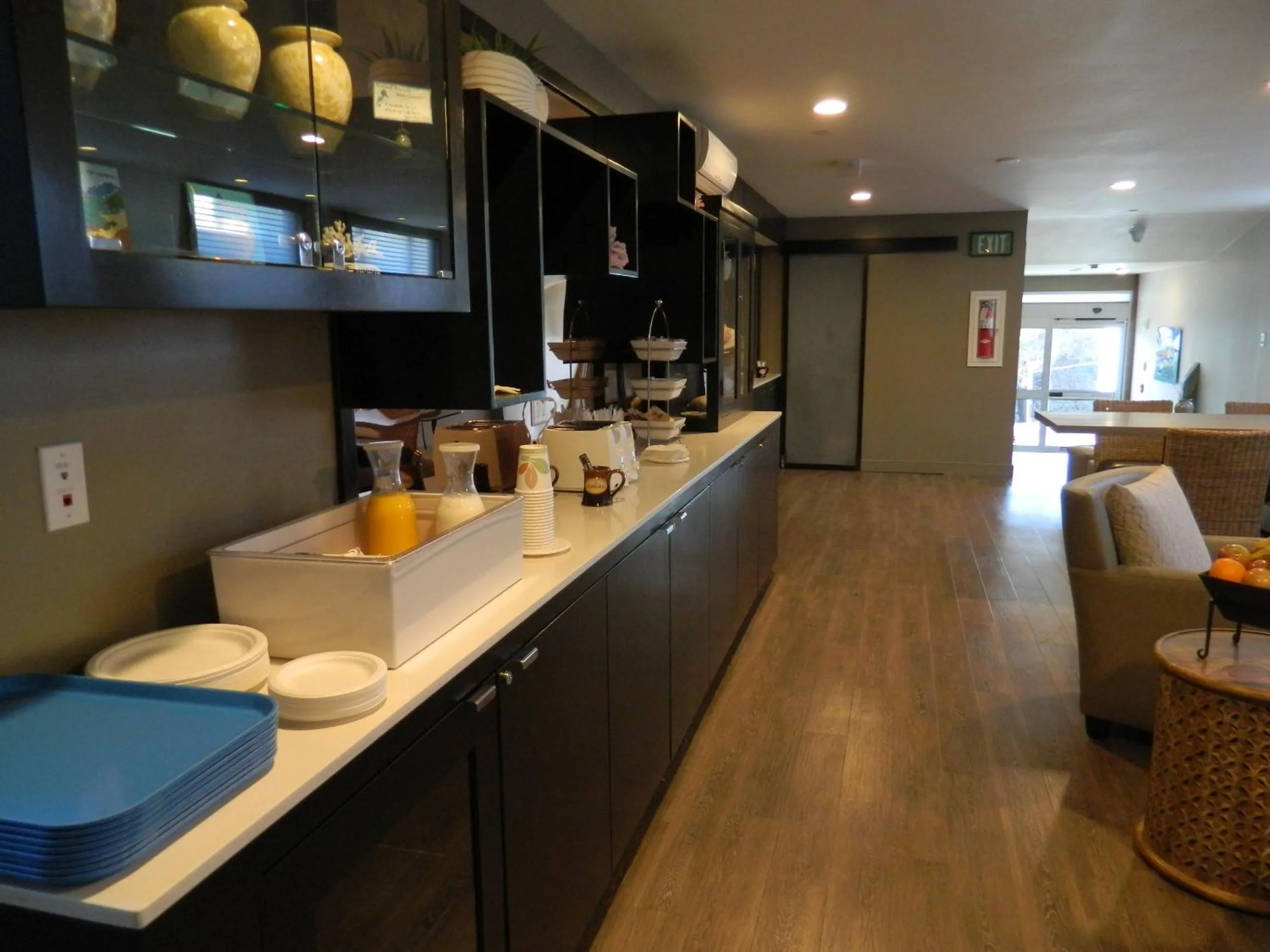 Breakfast in Aurora Hotel