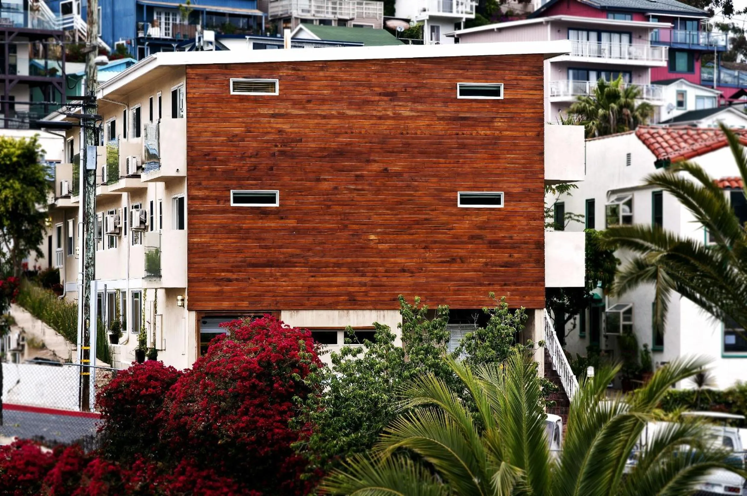 Facade/entrance in Aurora Hotel