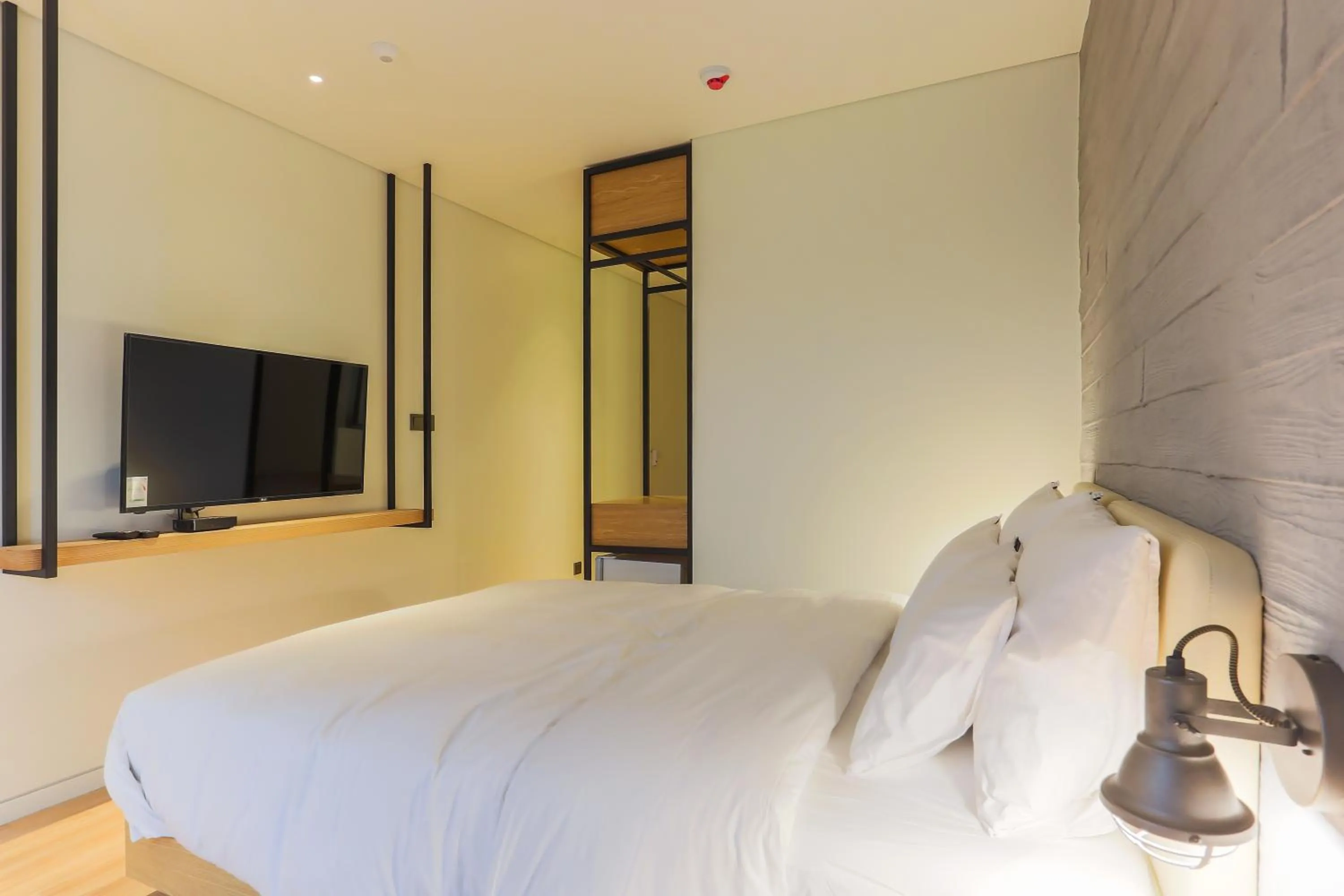 Bed in H Avenue Hotel Dongdaemun Sungshin