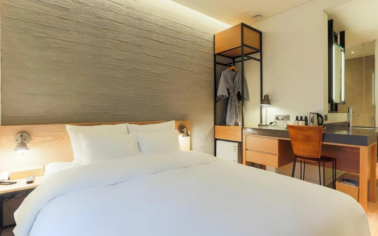 Bed in H Avenue Hotel Dongdaemun Sungshin