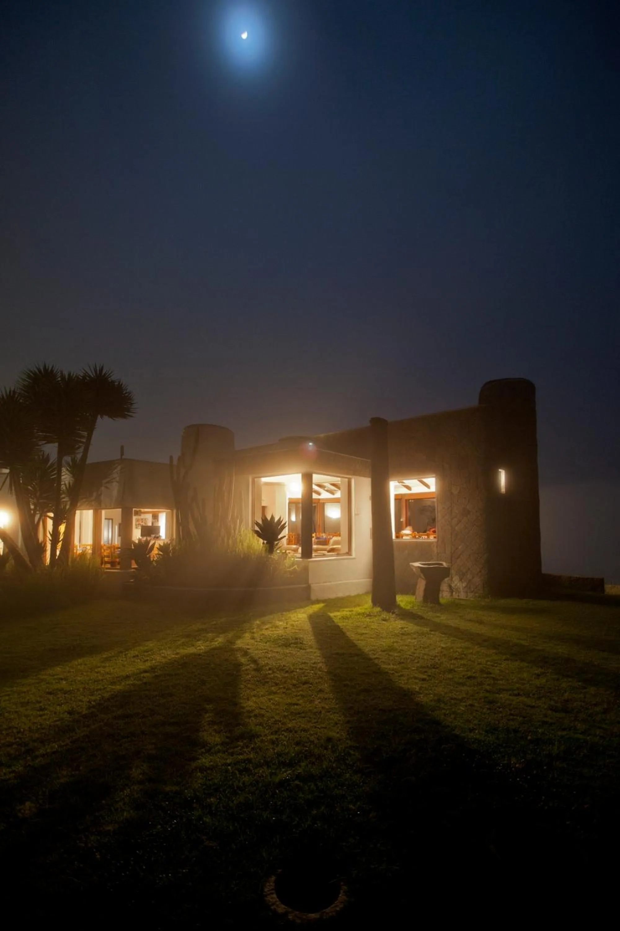 Restaurant/places to eat in El Crater