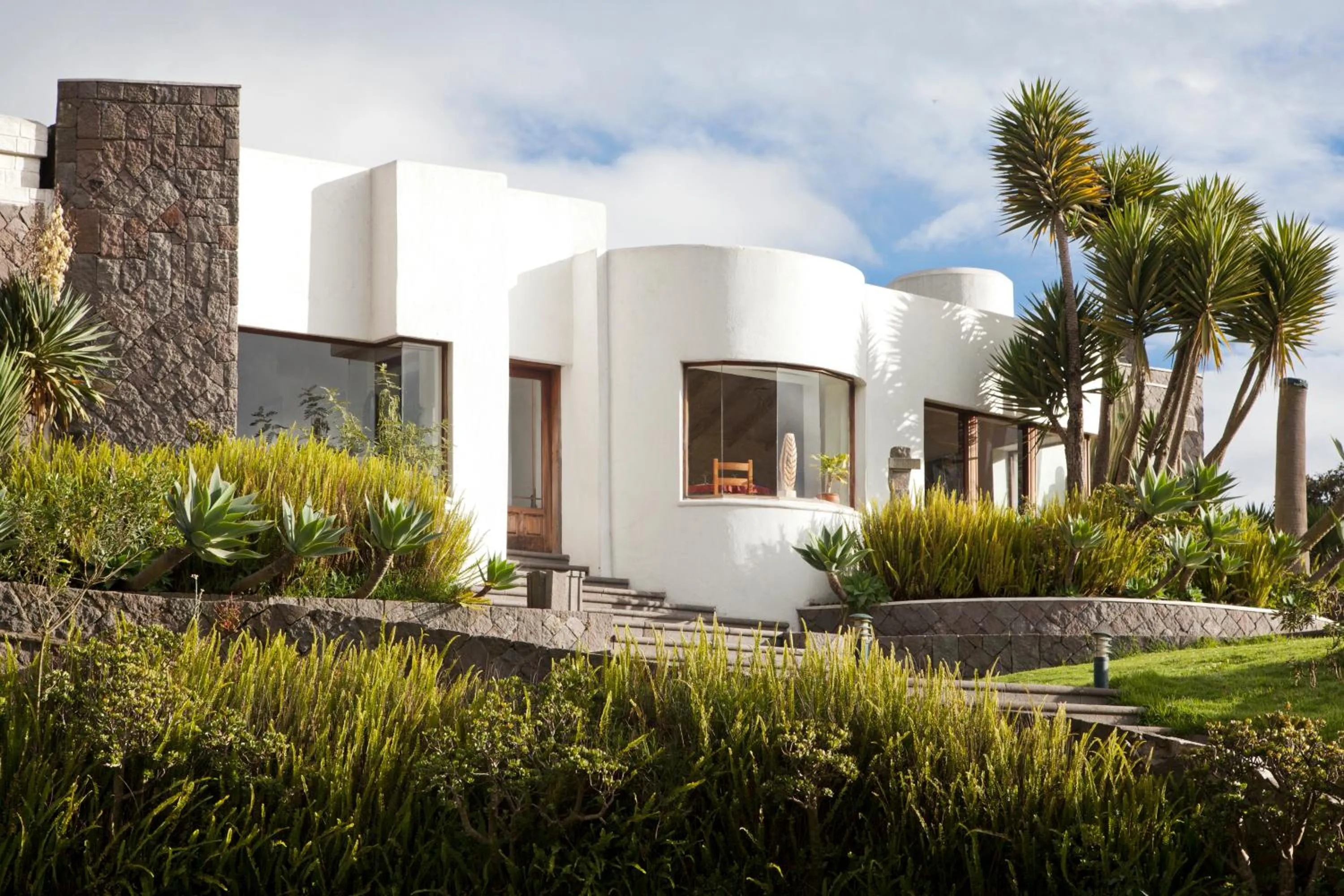 Restaurant/places to eat in El Crater