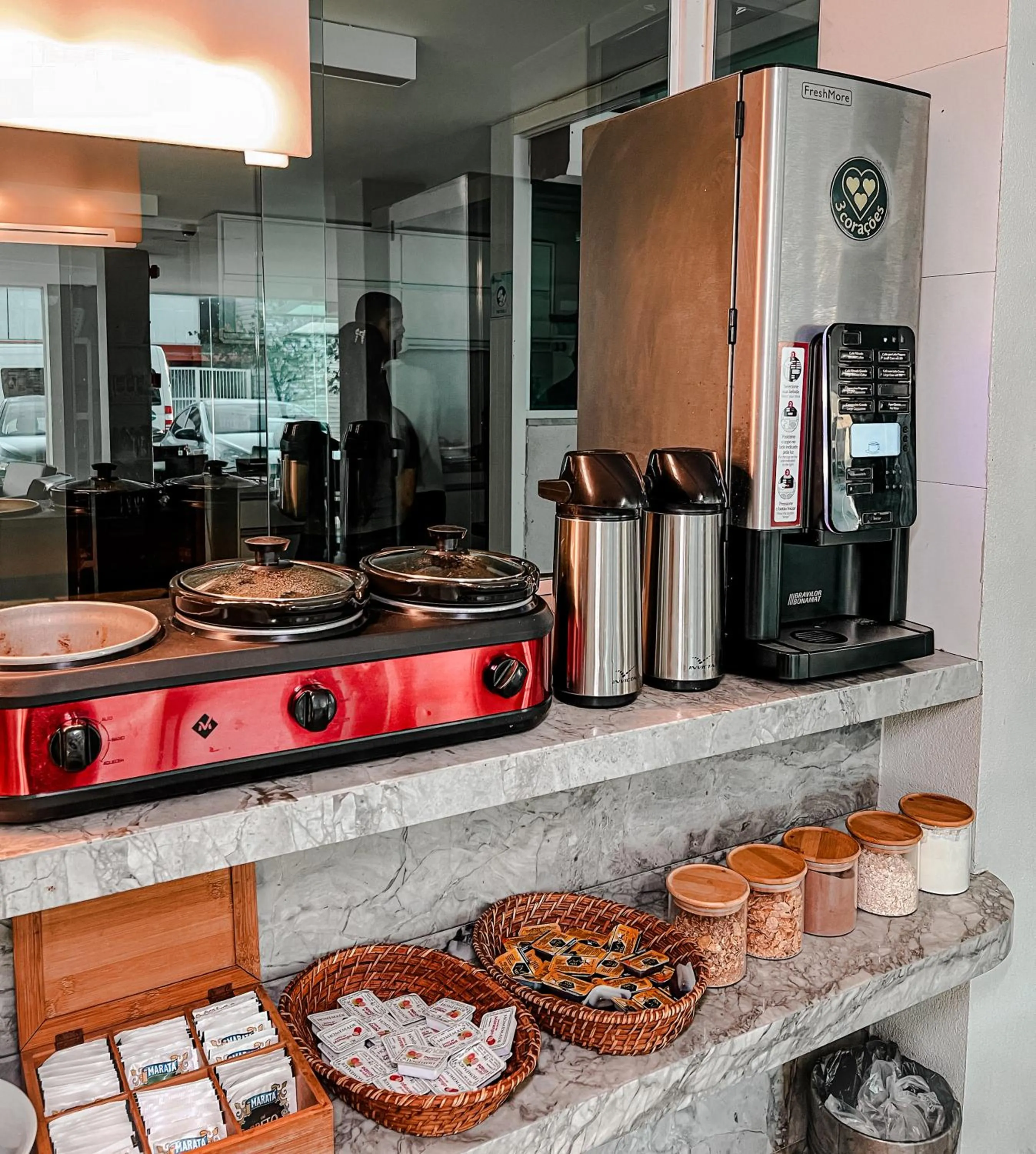 Buffet breakfast in Absolutte Hotel