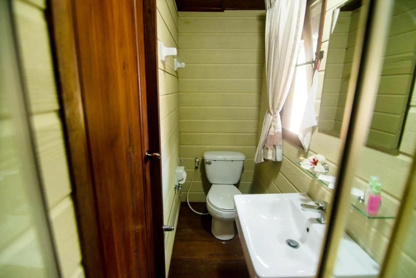 Toilet in Banviewnam Camping & Resort