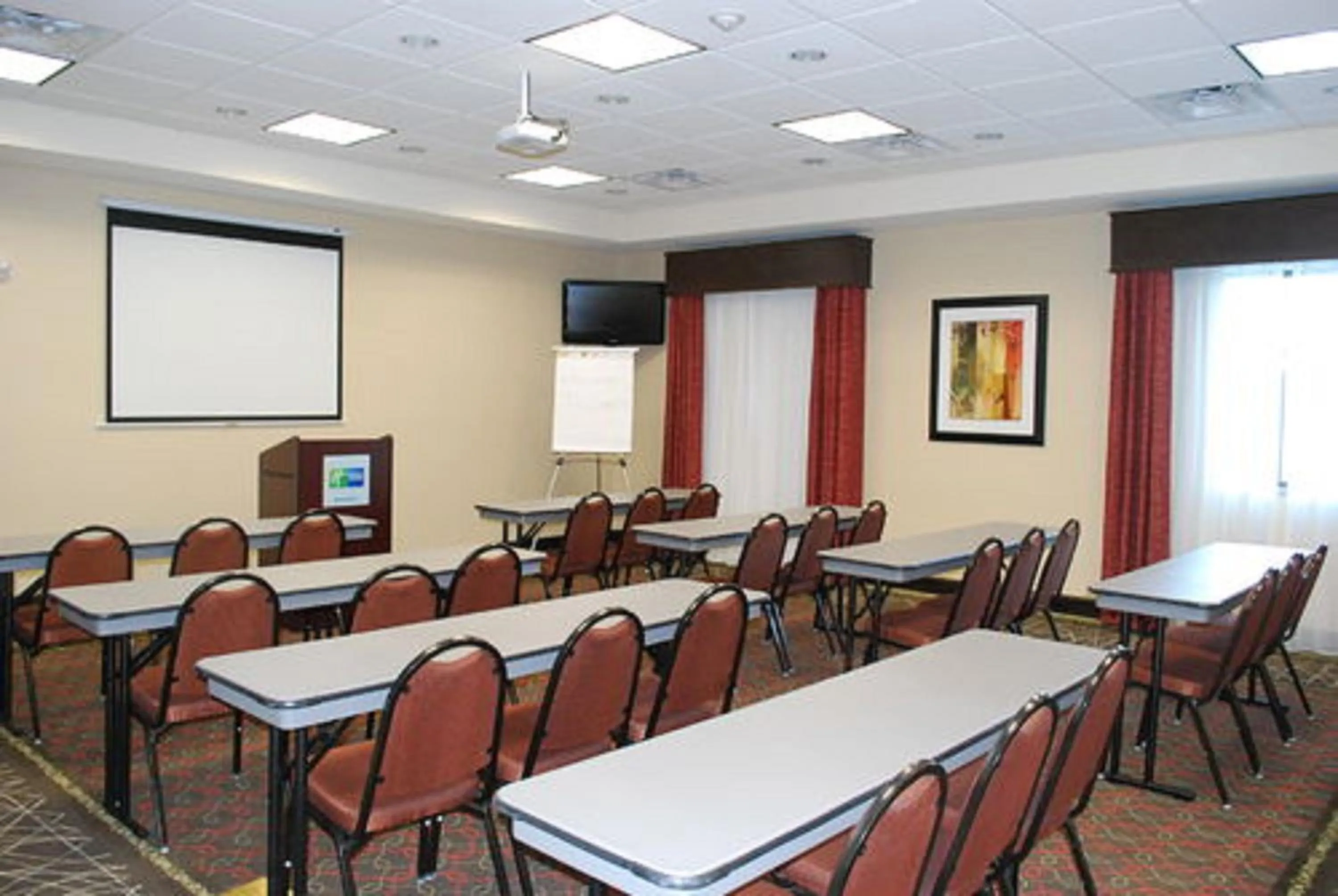 Meeting/conference room in Holiday Inn Express & Suites Houston South - Near Pearland by IHG