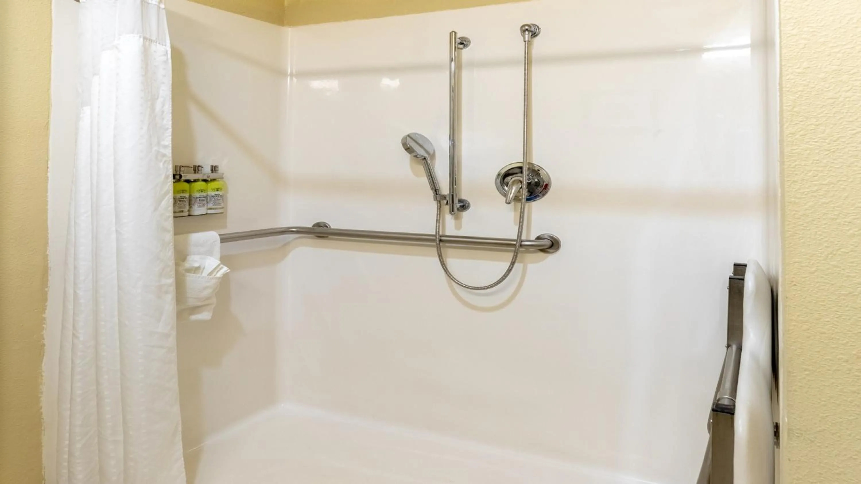 Bathroom in Holiday Inn Express & Suites Houston South - Near Pearland by IHG