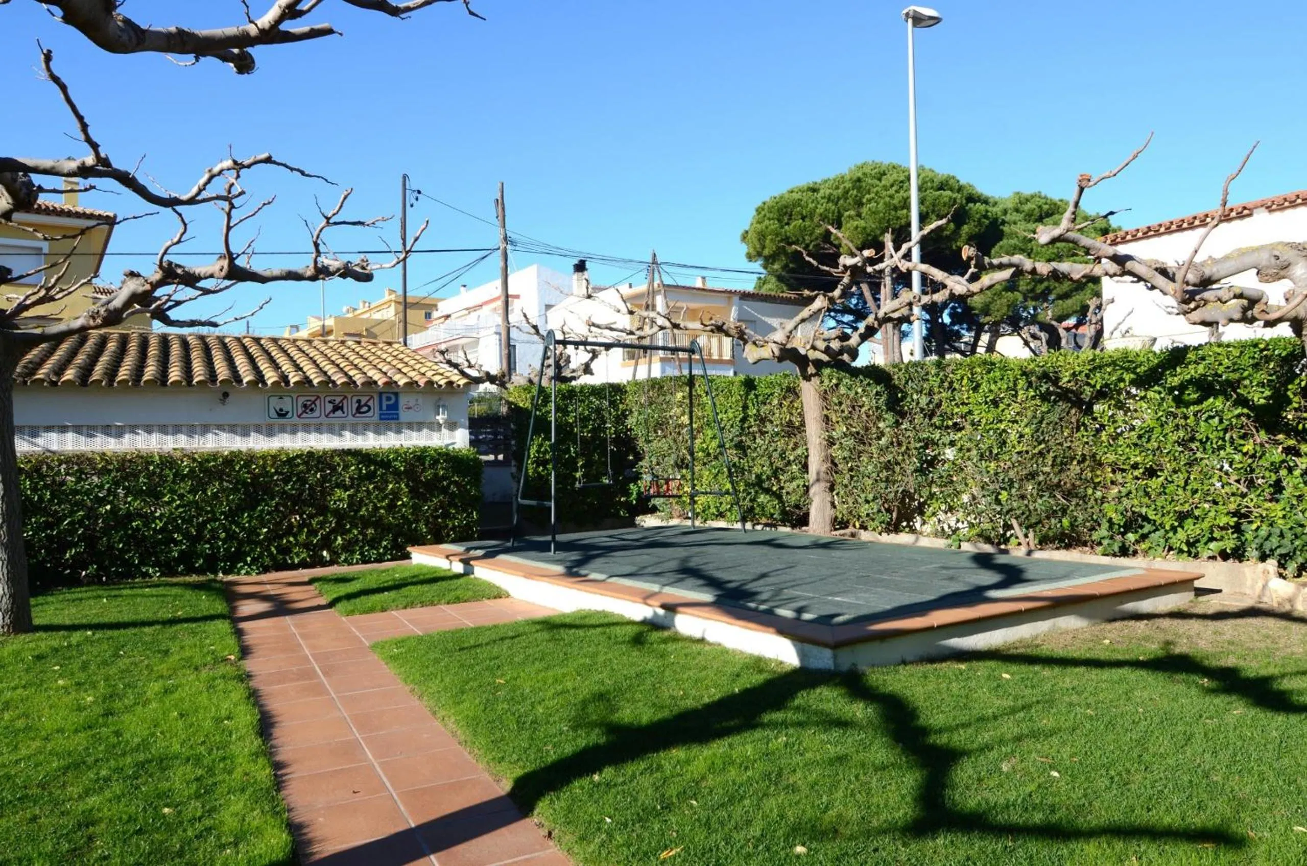 Other in Front Mar 406