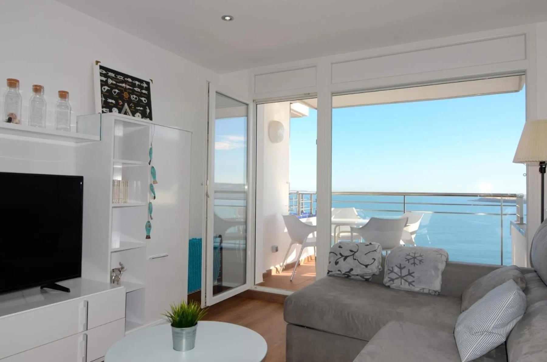 Other in Front Mar 406