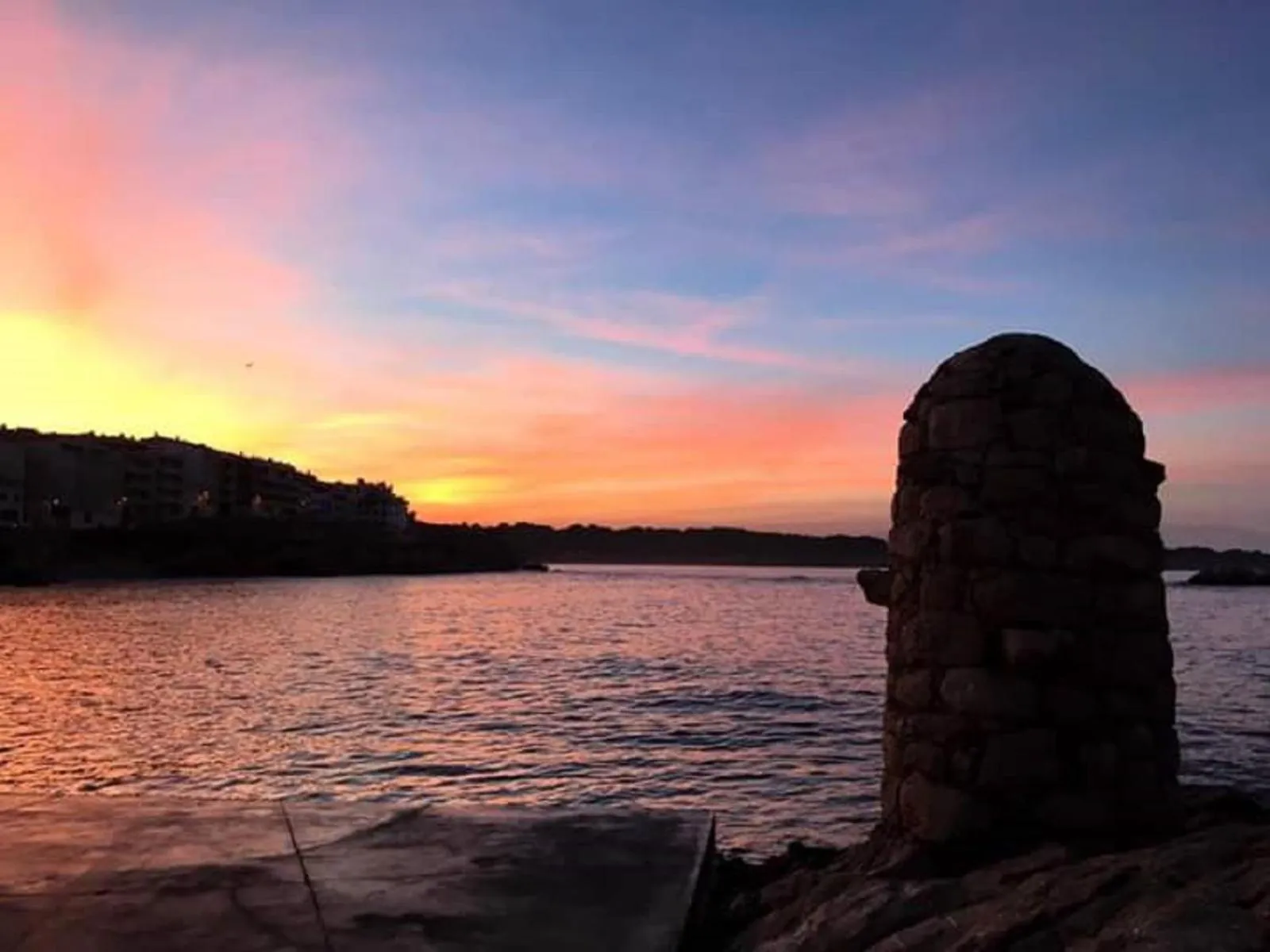 Landmark view in Front Mar 406