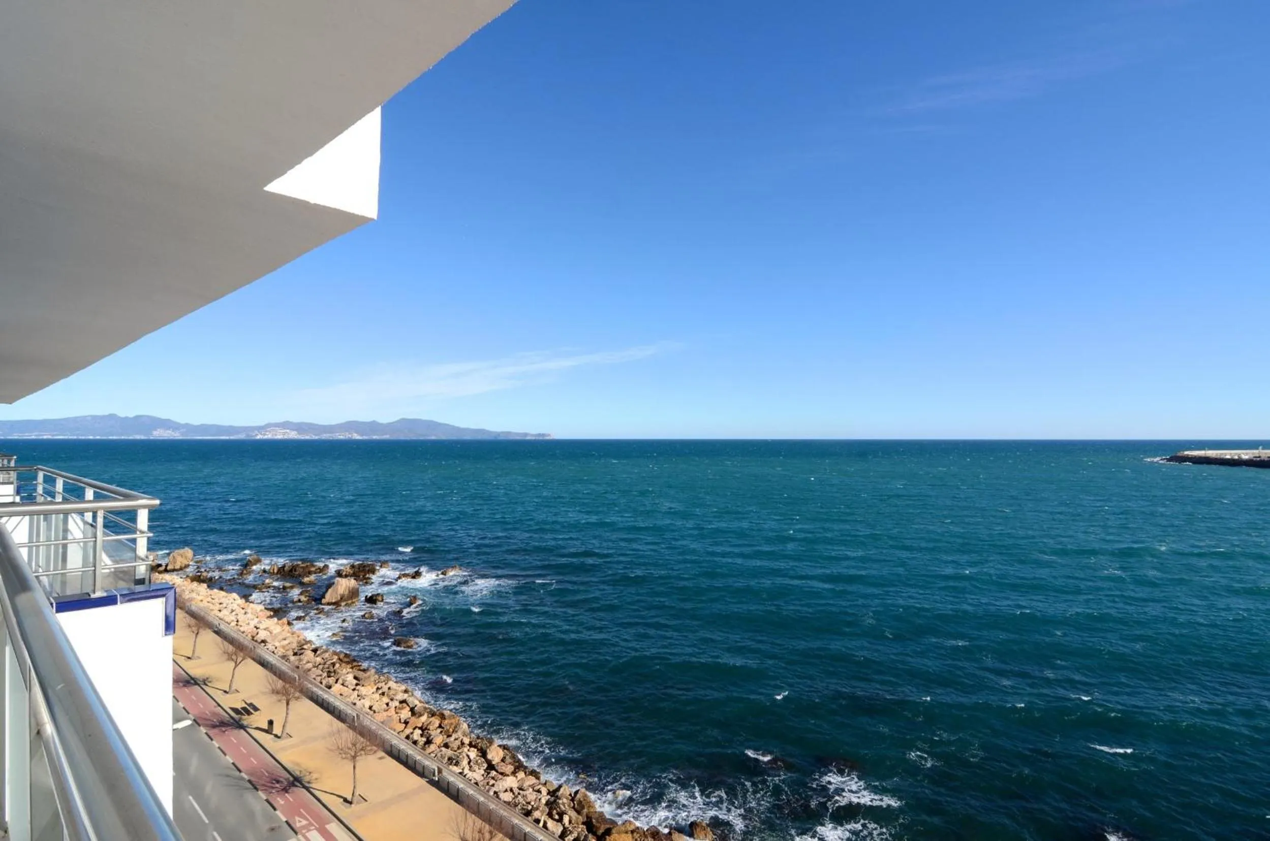 View (from property/room) in Front Mar 406