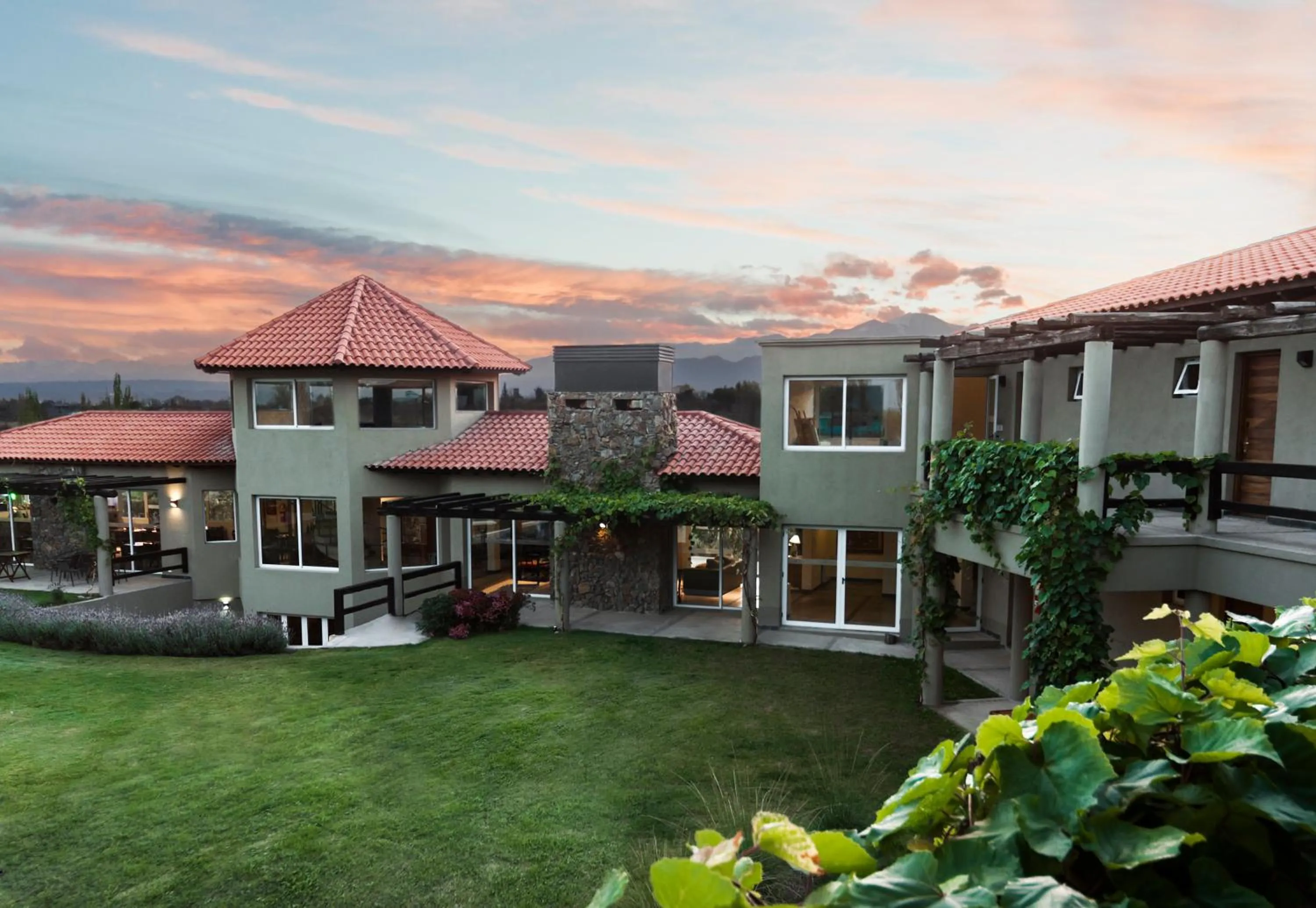 Garden view in Villa Mansa