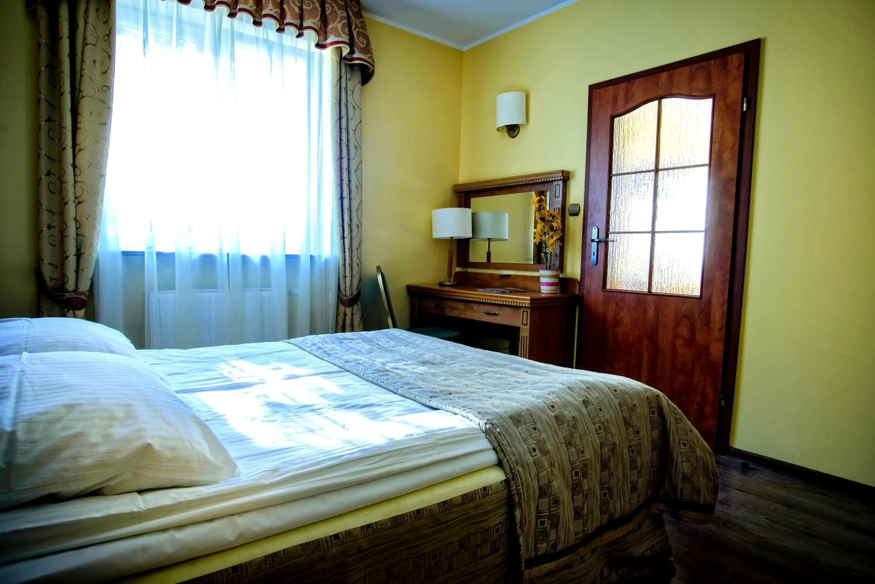 Bedroom, Bed in Hotel Pietrak