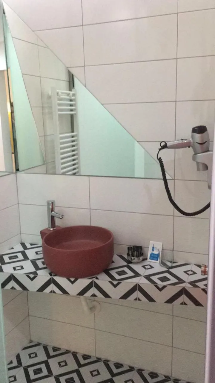 Bathroom in White Bottle Superior Apartments