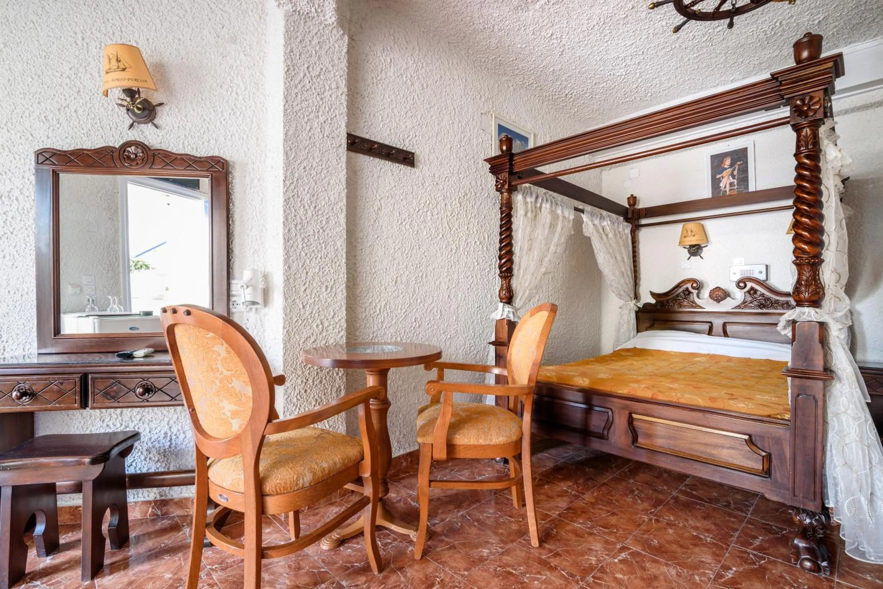 Bed in Hotel Porto Perissa