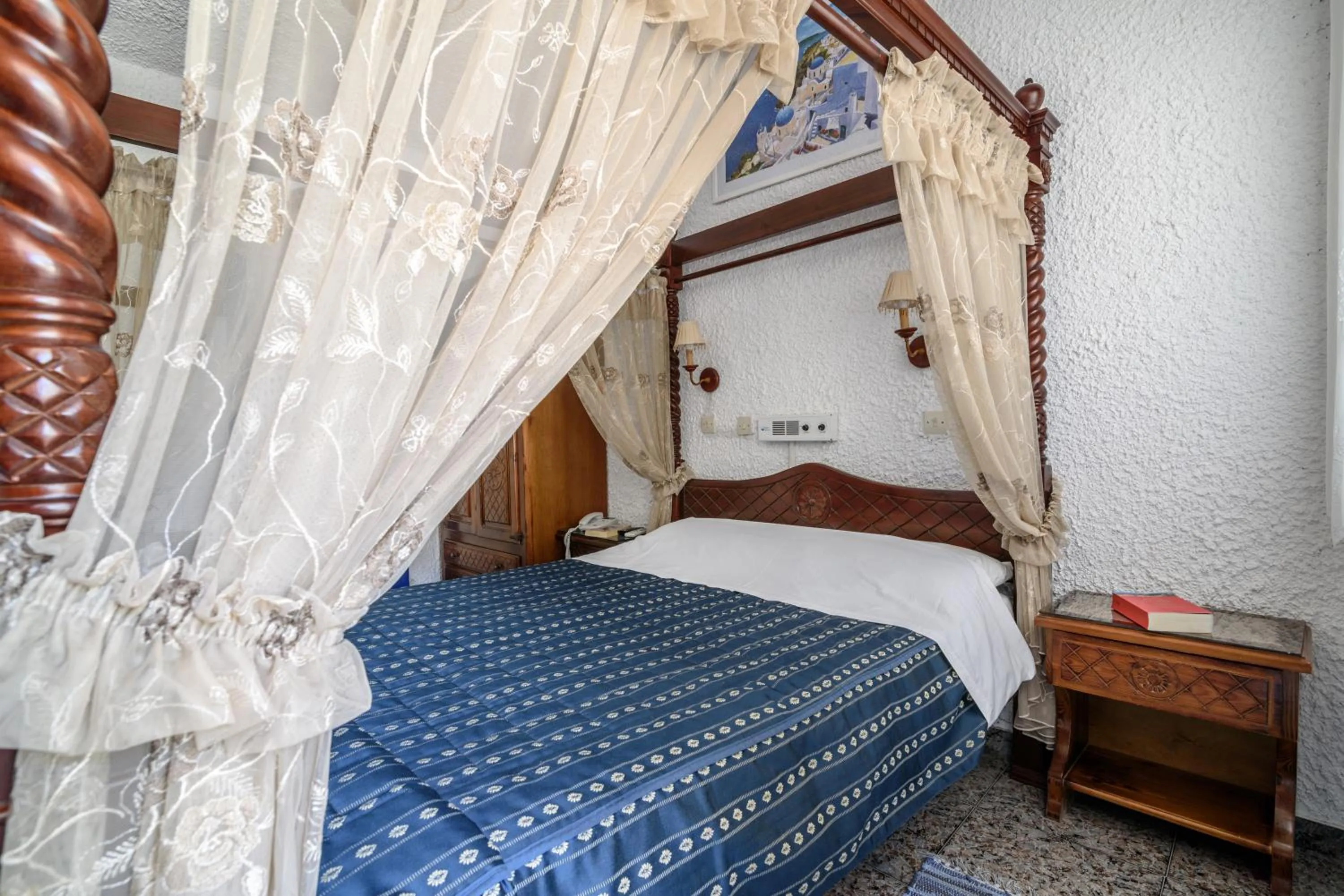 Bed in Hotel Porto Perissa