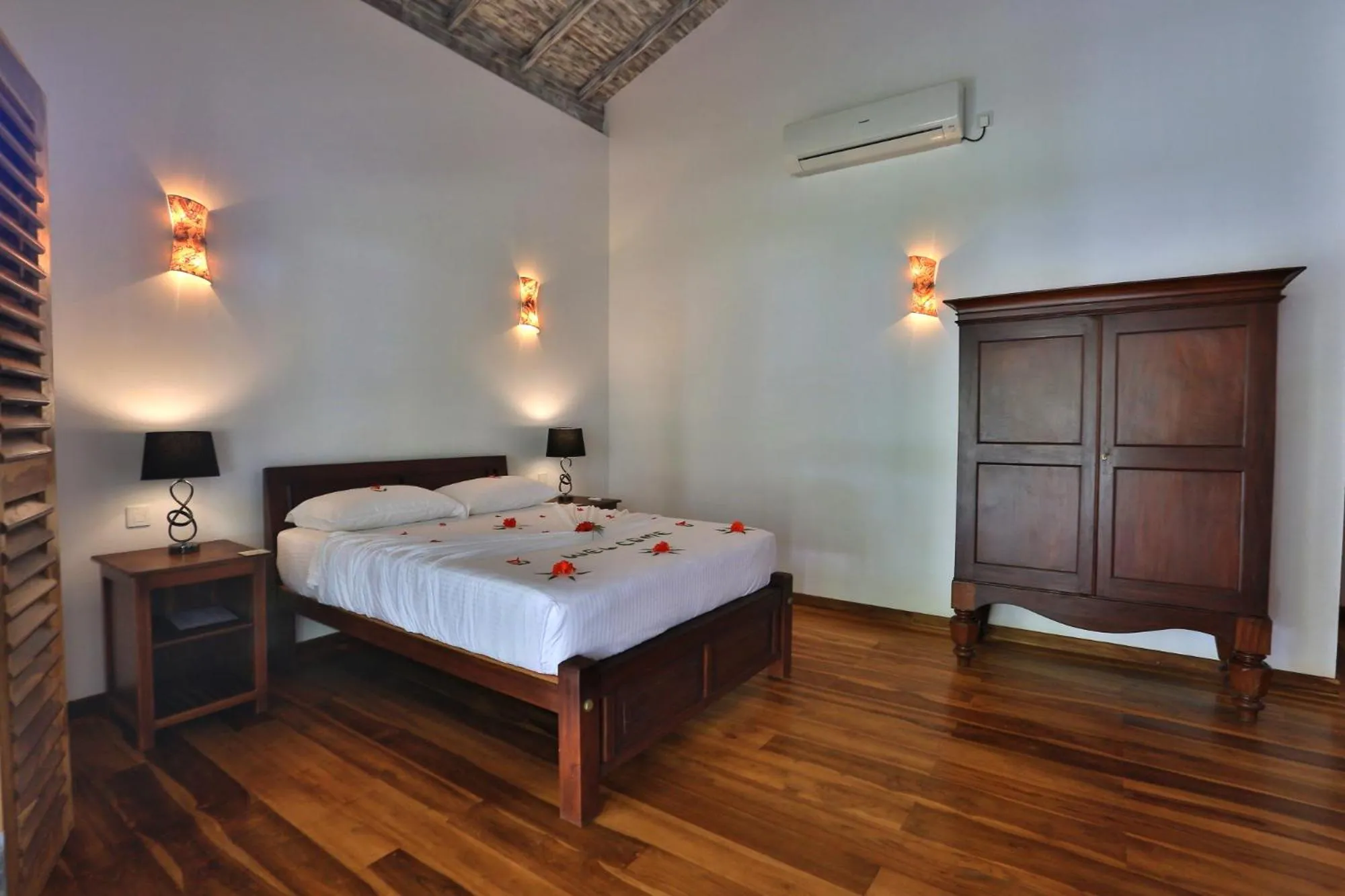 Bedroom, Bed in Amara Villa
