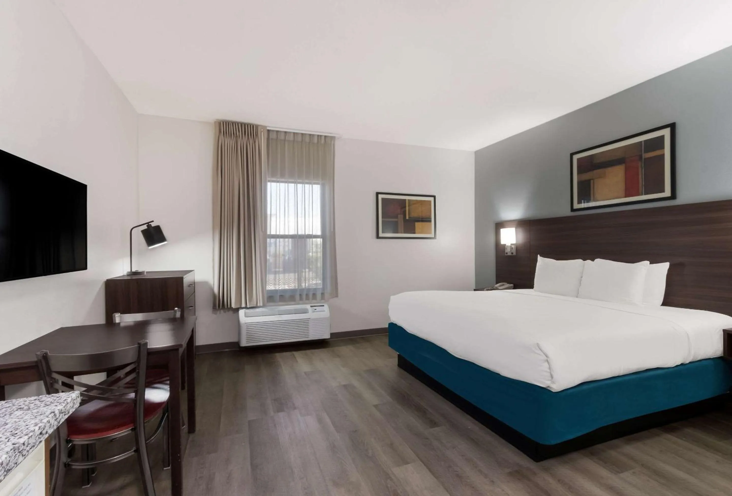 Bedroom, Bed in MainStay Suites Extended Stay Hotel Casa Grande