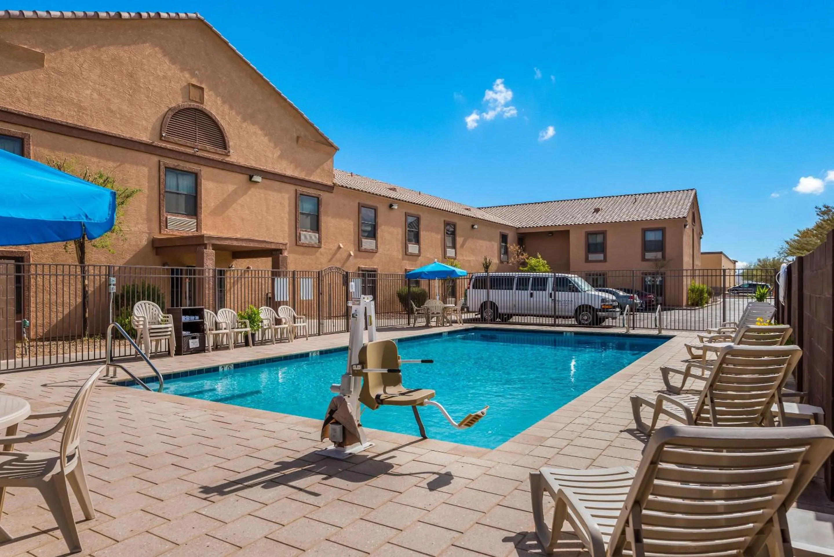 Swimming pool in MainStay Suites Extended Stay Hotel Casa Grande