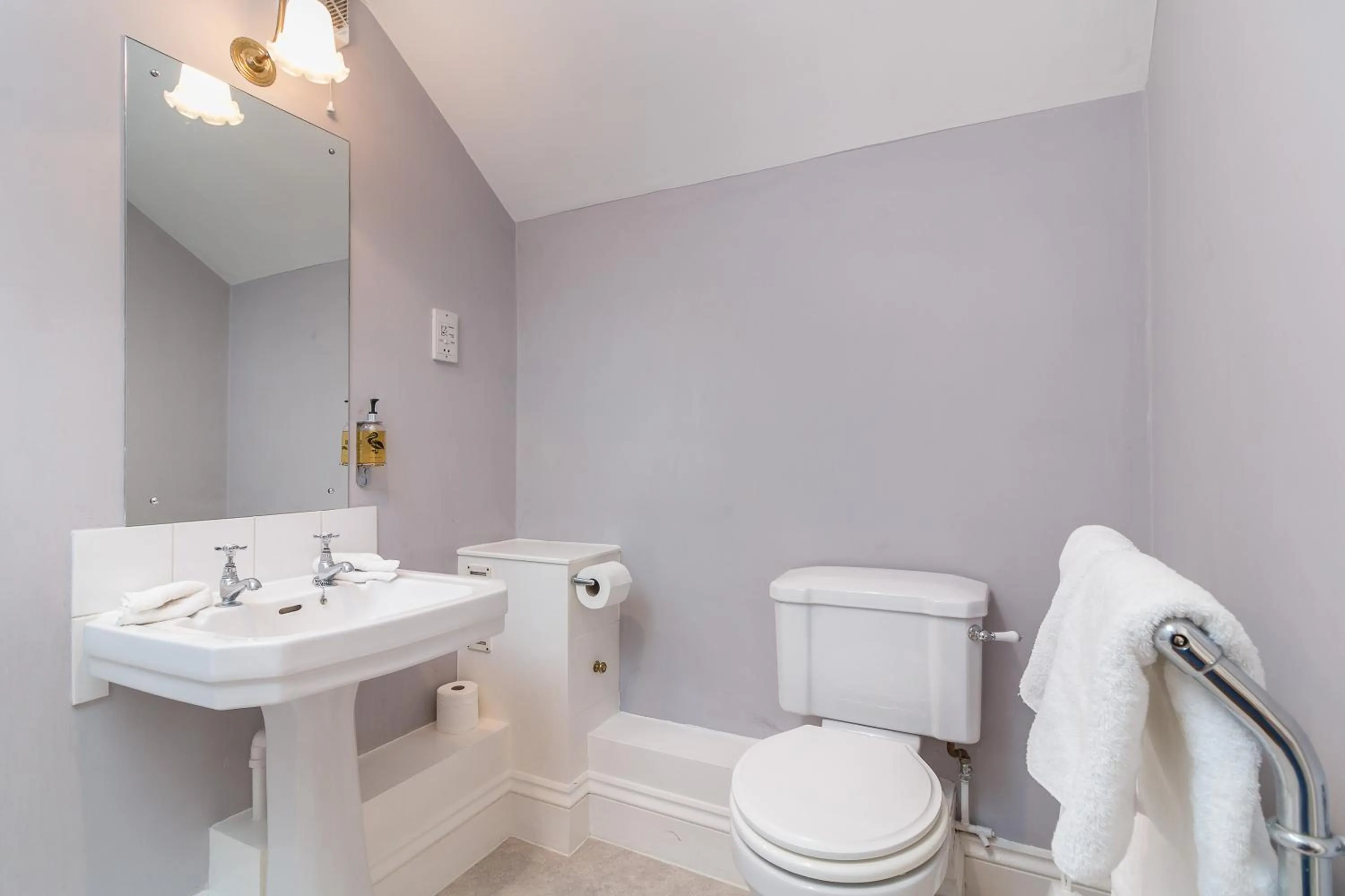 The Lynch Country House