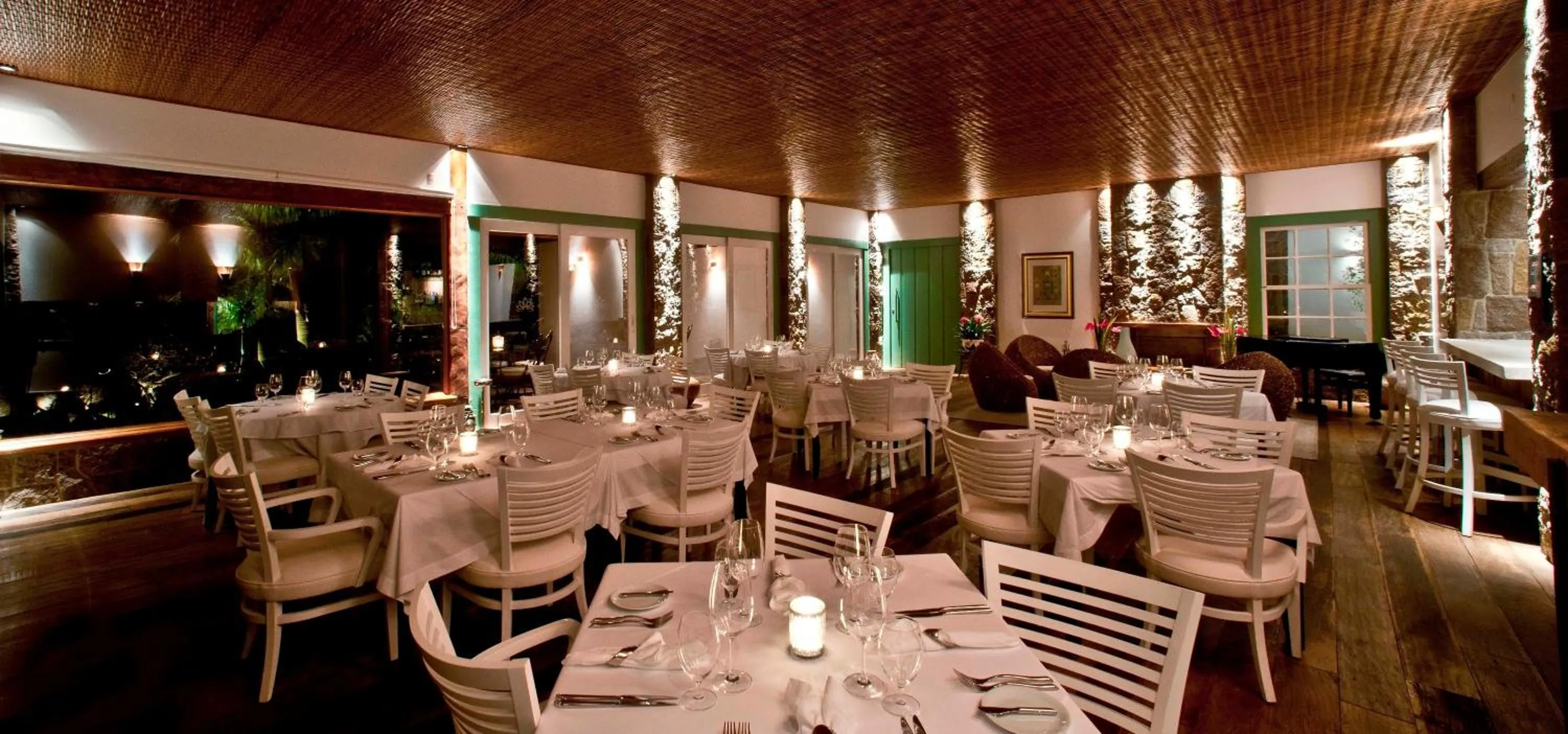 Restaurant/places to eat in Lake Vilas Charm Hotel & SPA