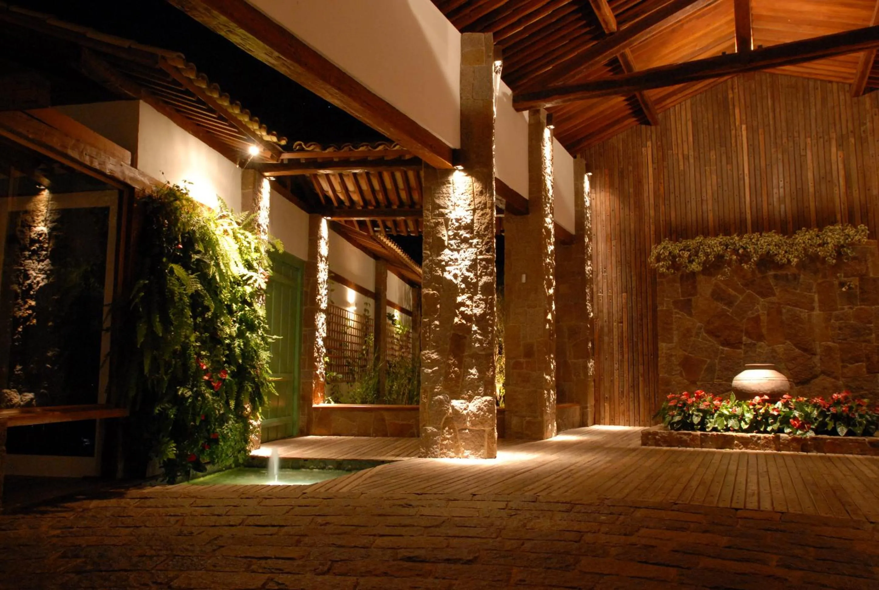 Restaurant/places to eat in Lake Vilas Charm Hotel & SPA