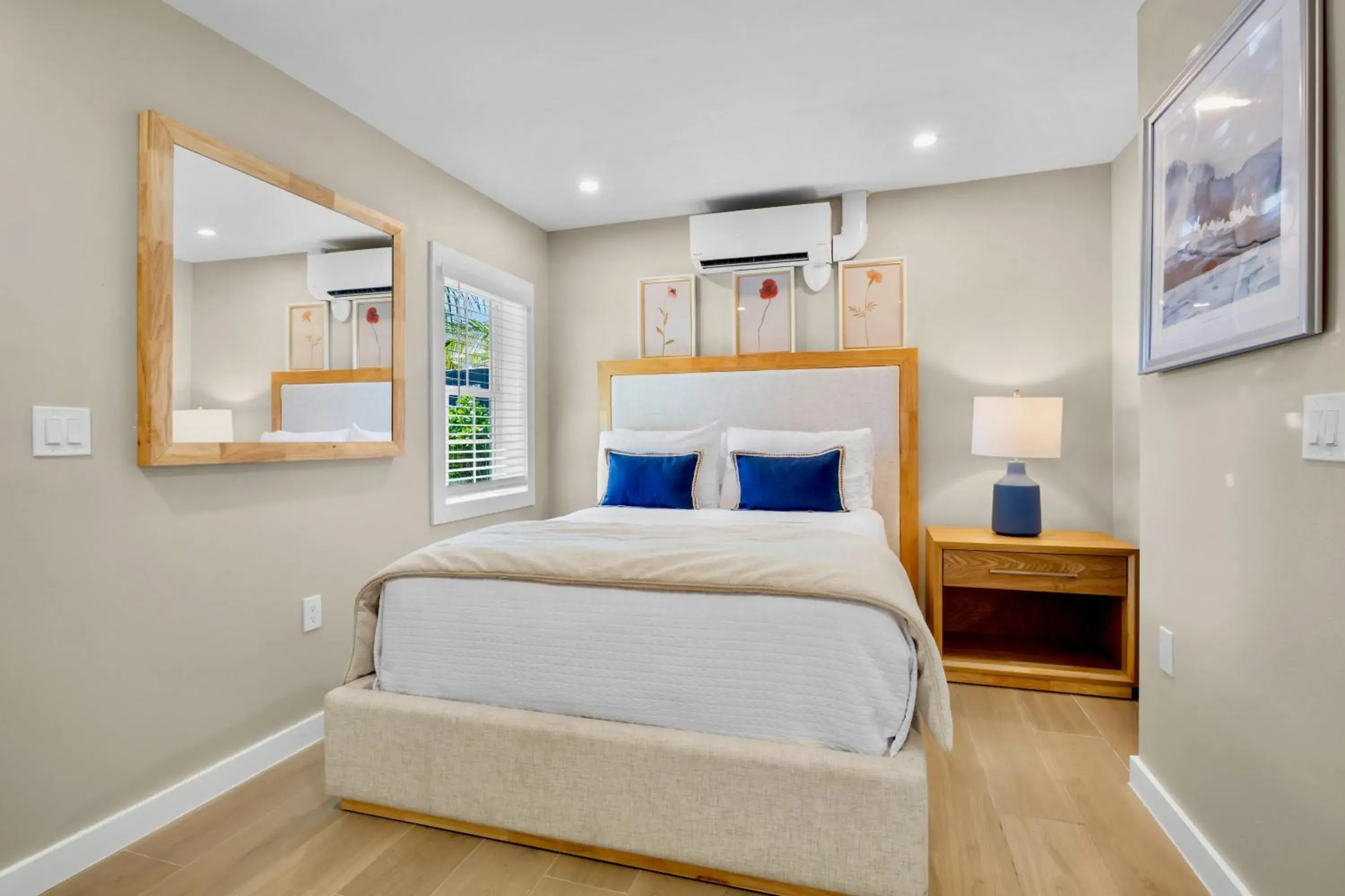 1 Bedroom Queen Suite in Haley's at Anna Maria Island Inn 1 Bedroom Queen Suite in Haley's at Anna Maria Island Inn