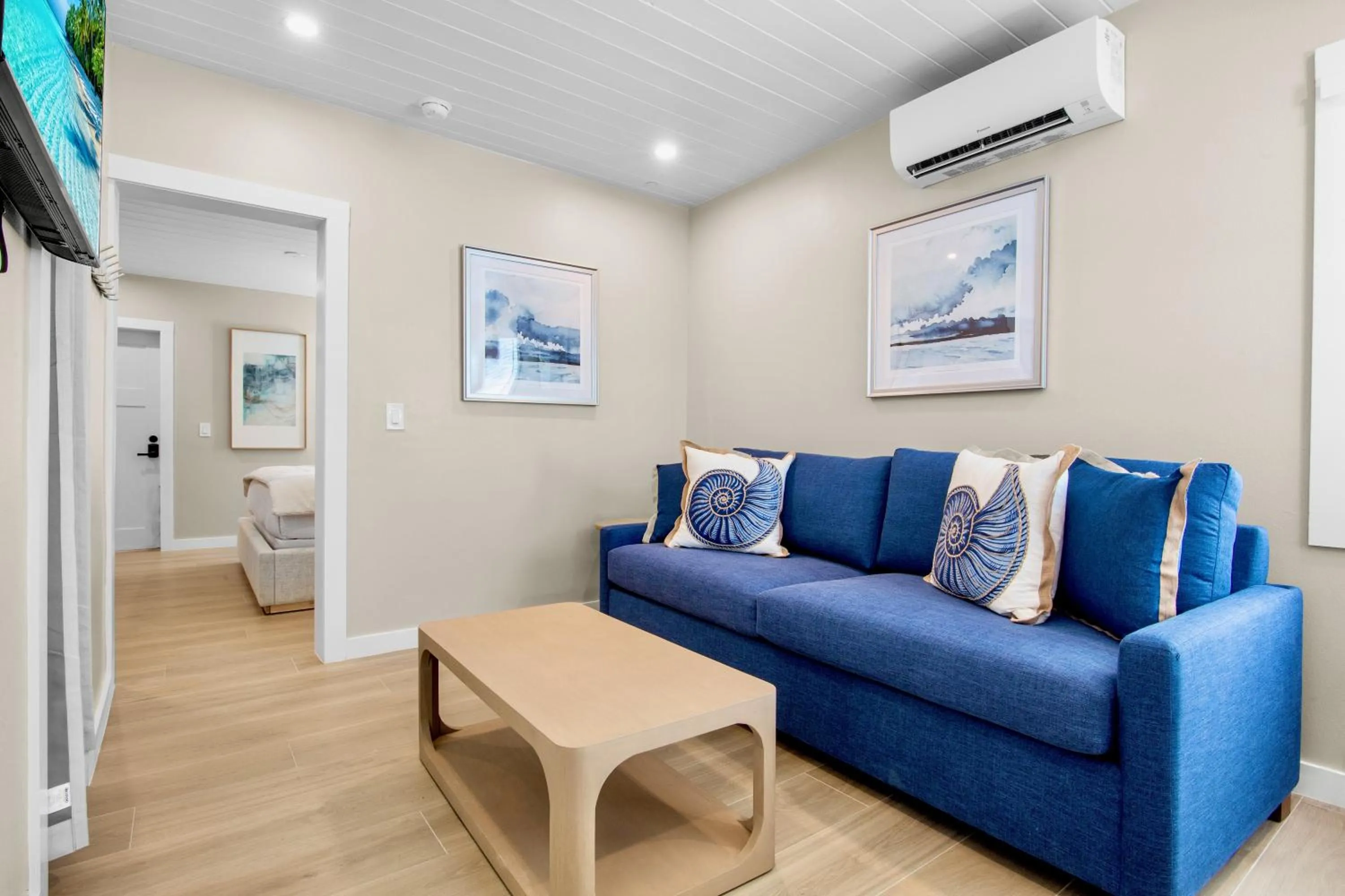 TV and multimedia in Haley's at Anna Maria Island Inn