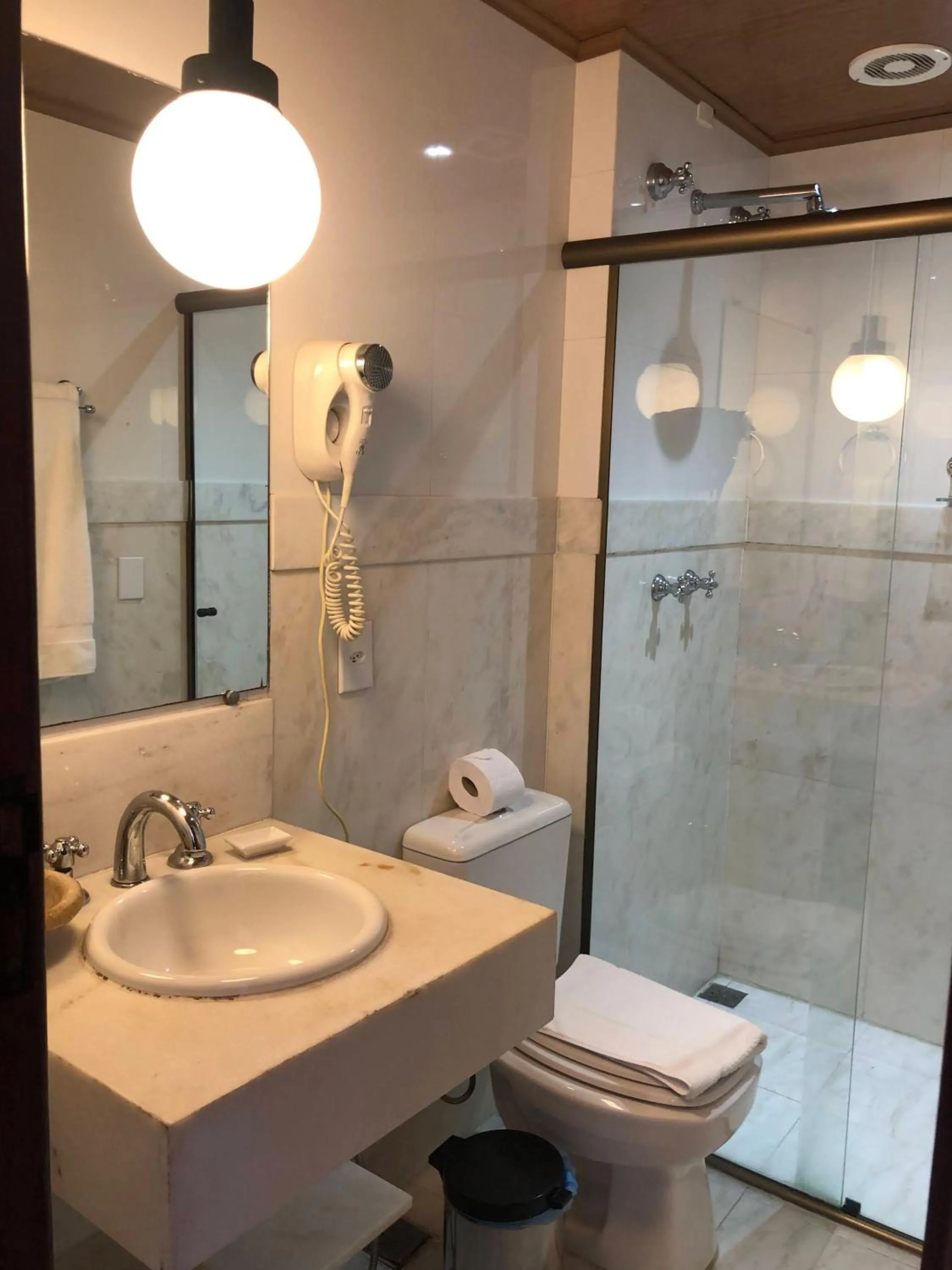 Bathroom in Hotel Pousada Minas Gerais