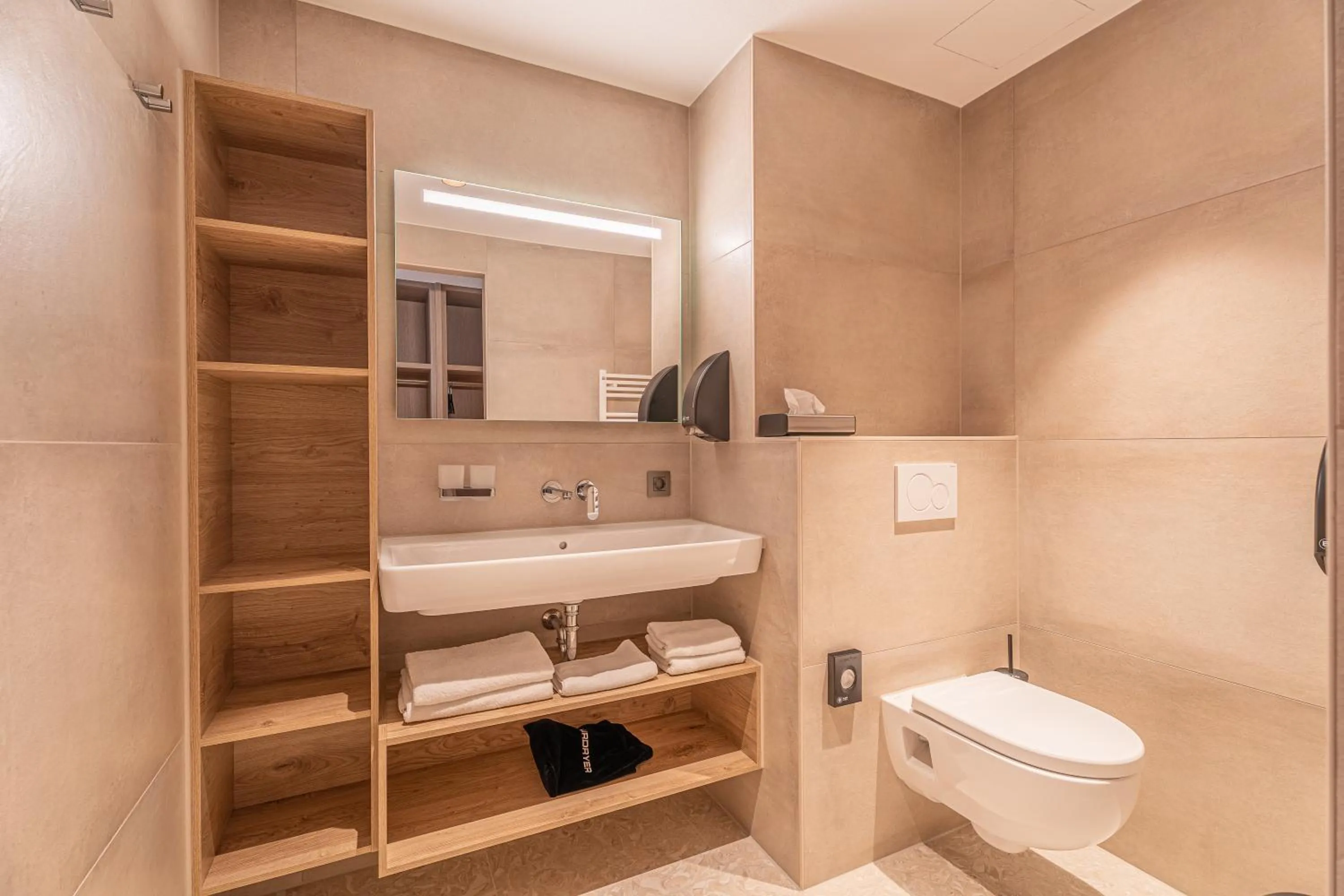 Toilet in Strandhotel Duinoord