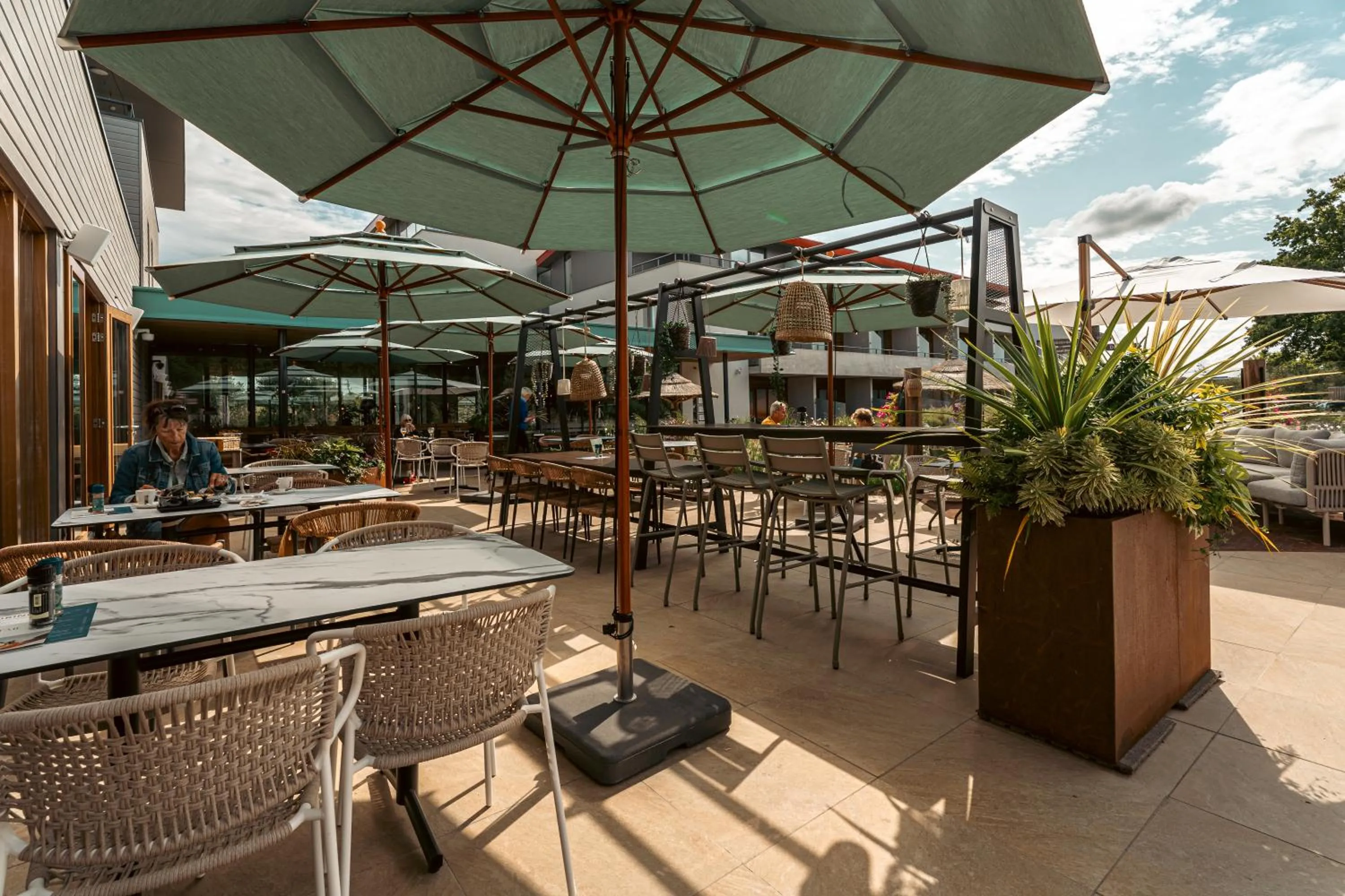 Restaurant/places to eat in Strandhotel Duinoord