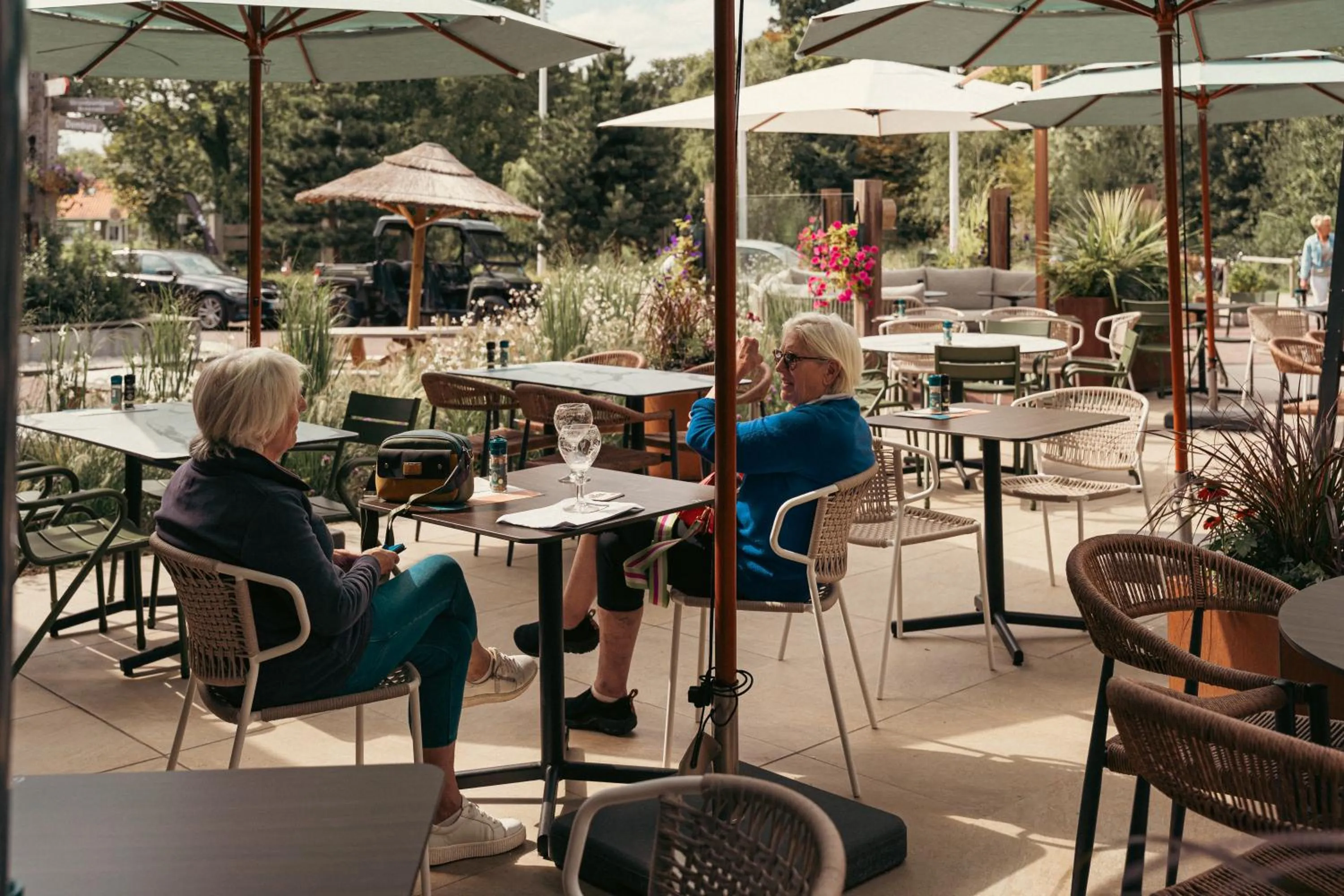 Restaurant/places to eat in Strandhotel Duinoord