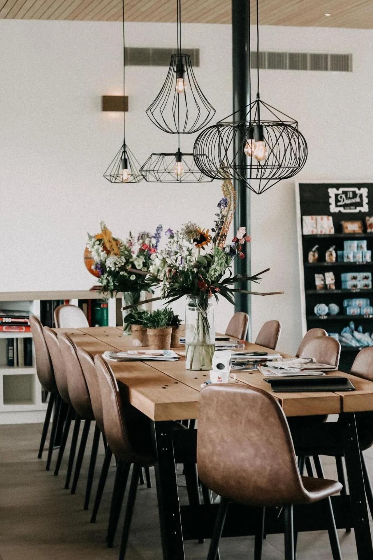 Library in Strandhotel Duinoord